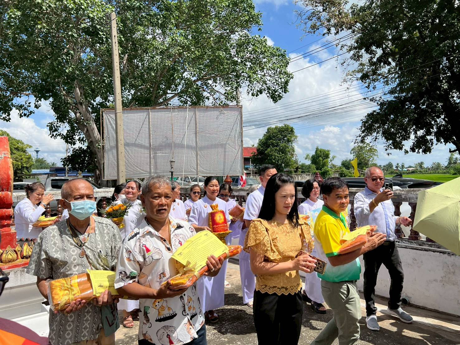 ภาพร่วมพิธีกรรมวัดดอนไร่