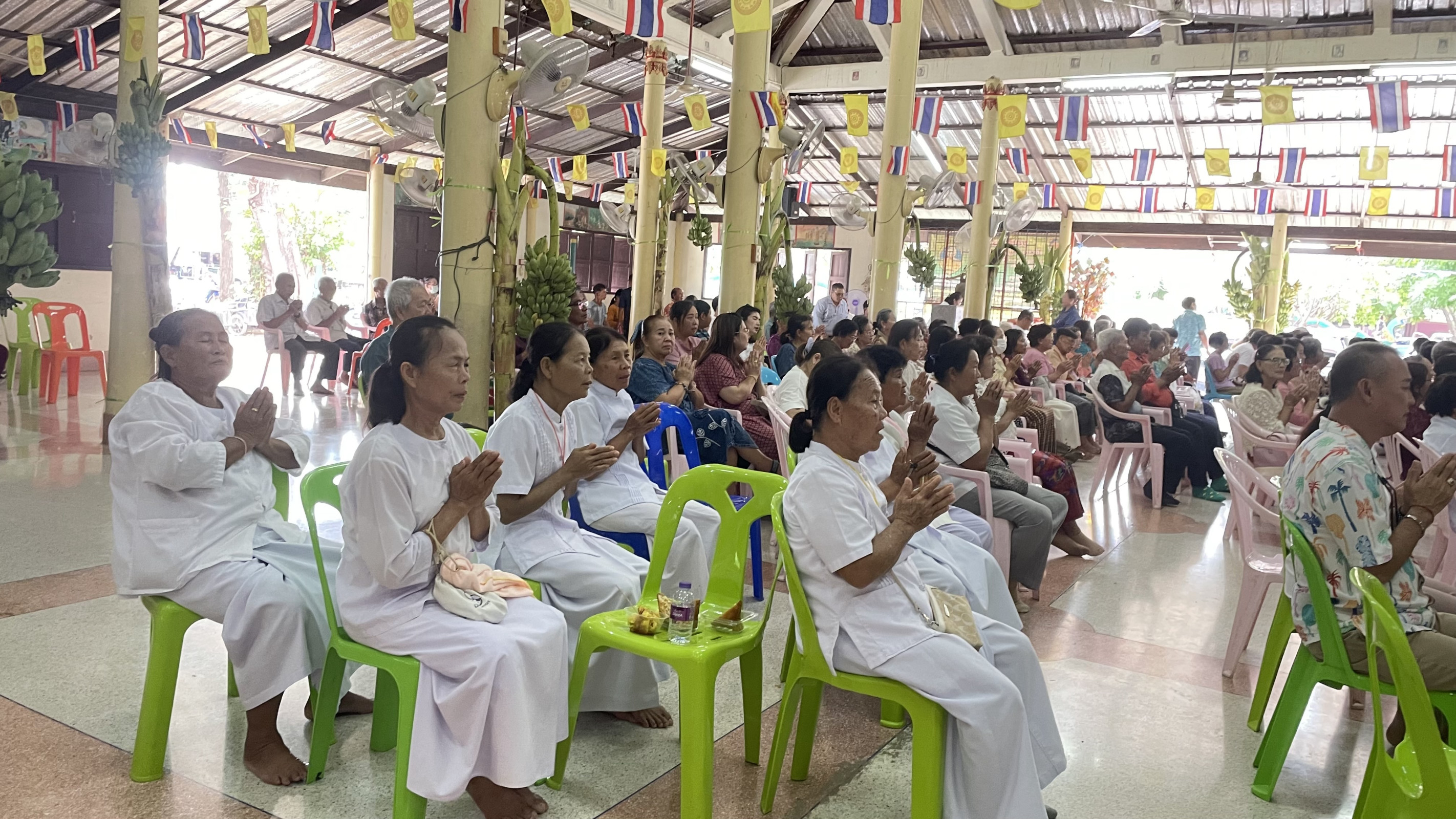 ภาพร่วมพิธีกรรมวัดสามัคคีธรรม