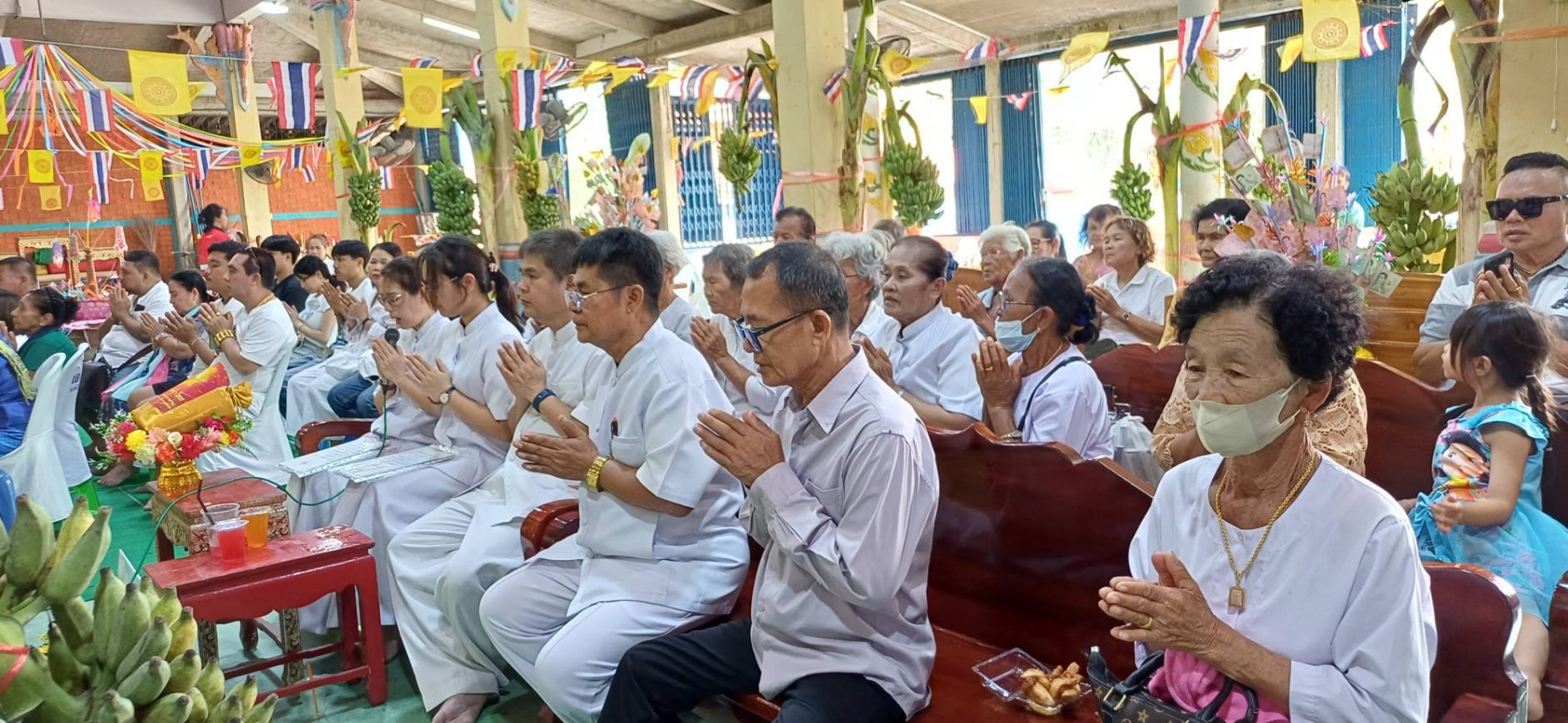 ภาพกล่าวคำถวายกฐินวัดหนองพงษ์เจริญสุข