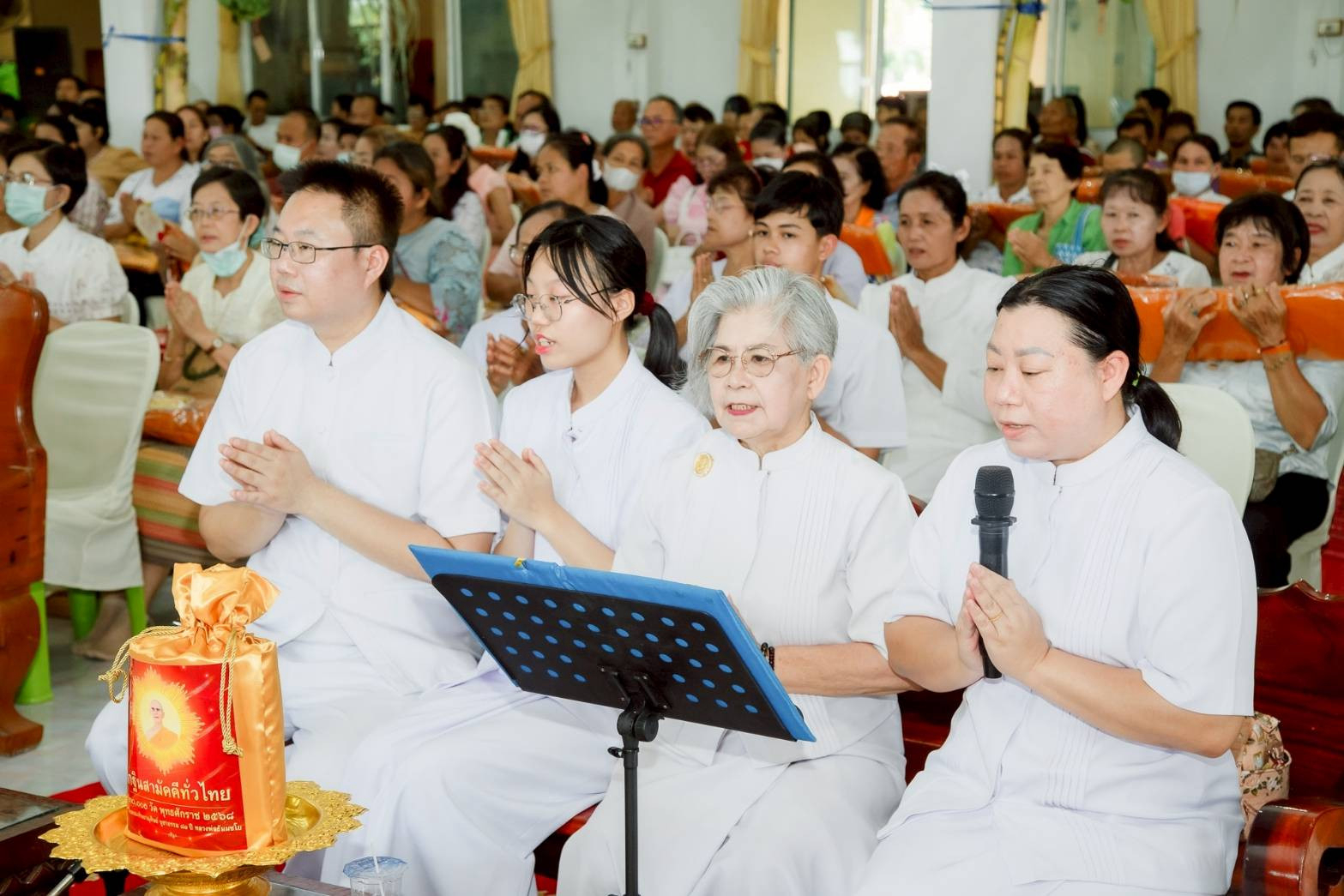 ภาพร่วมพิธีกรรมวัดนิเวศน์ปวราราม