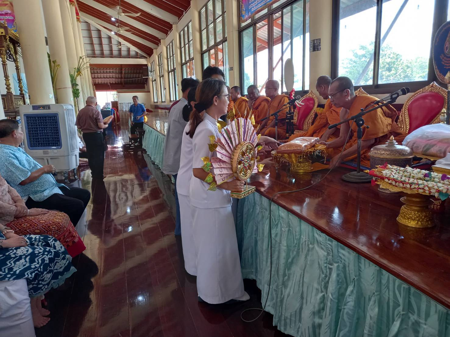 ภาพร่วมพิธีกรรมวัดศรีจันต์