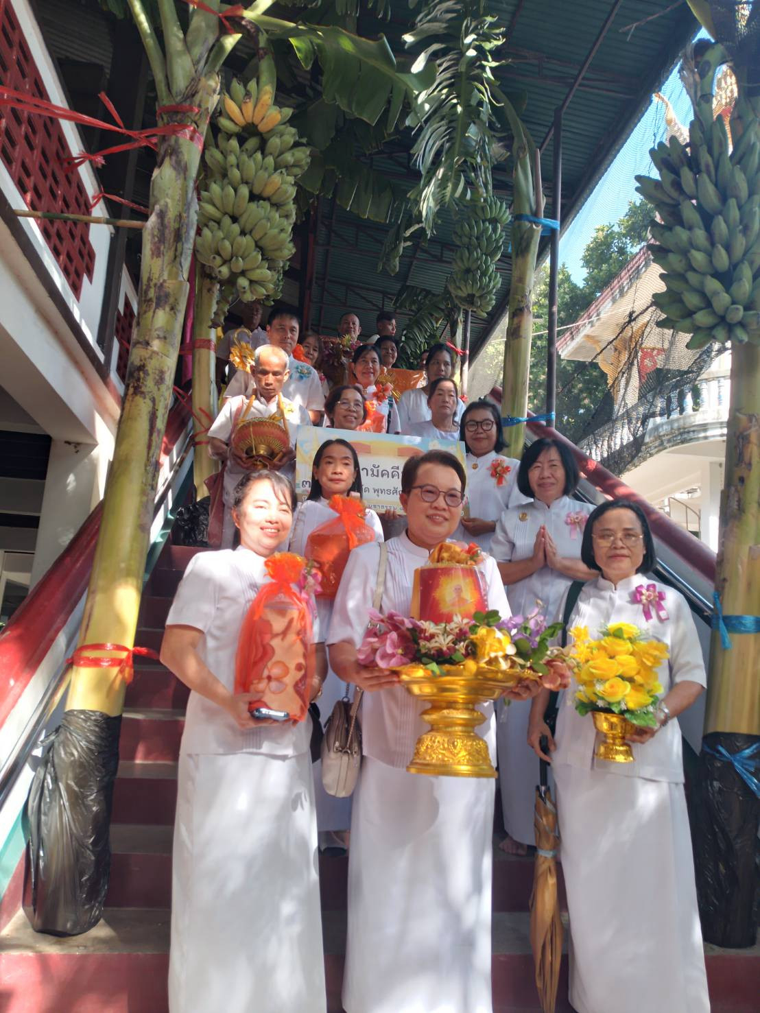 ภาพร่วมพิธีกรรมวัดโพธิ์เงิน