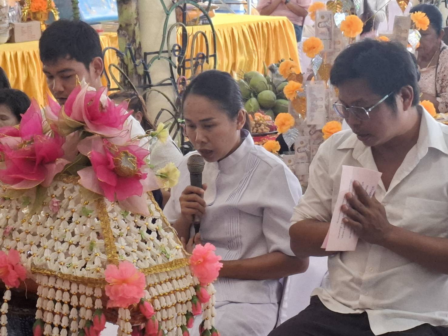 ภาพกล่าวคำถวายกฐินวัดหนองแขม