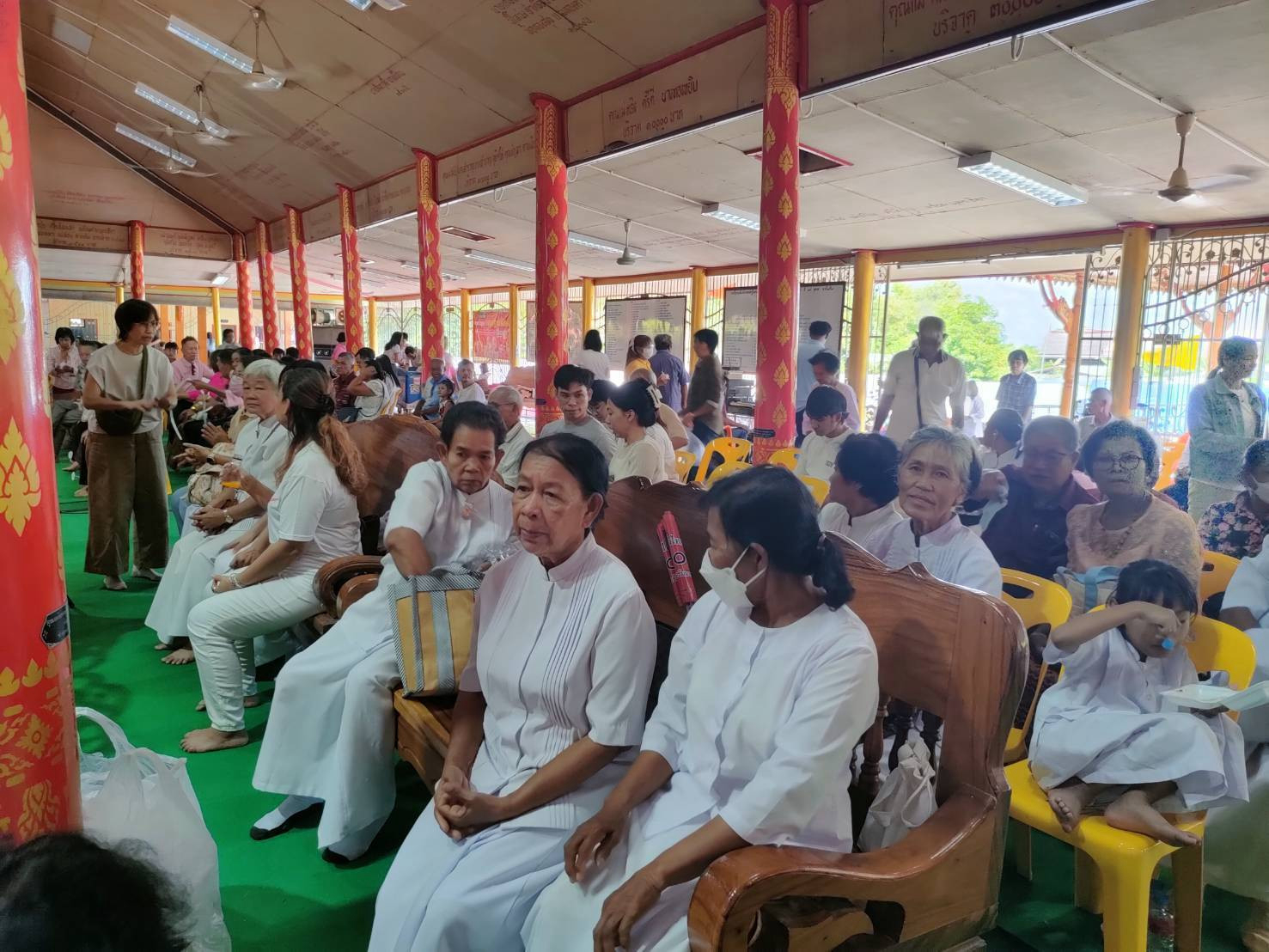 ภาพร่วมพิธีกรรมวัดชีปะขาว