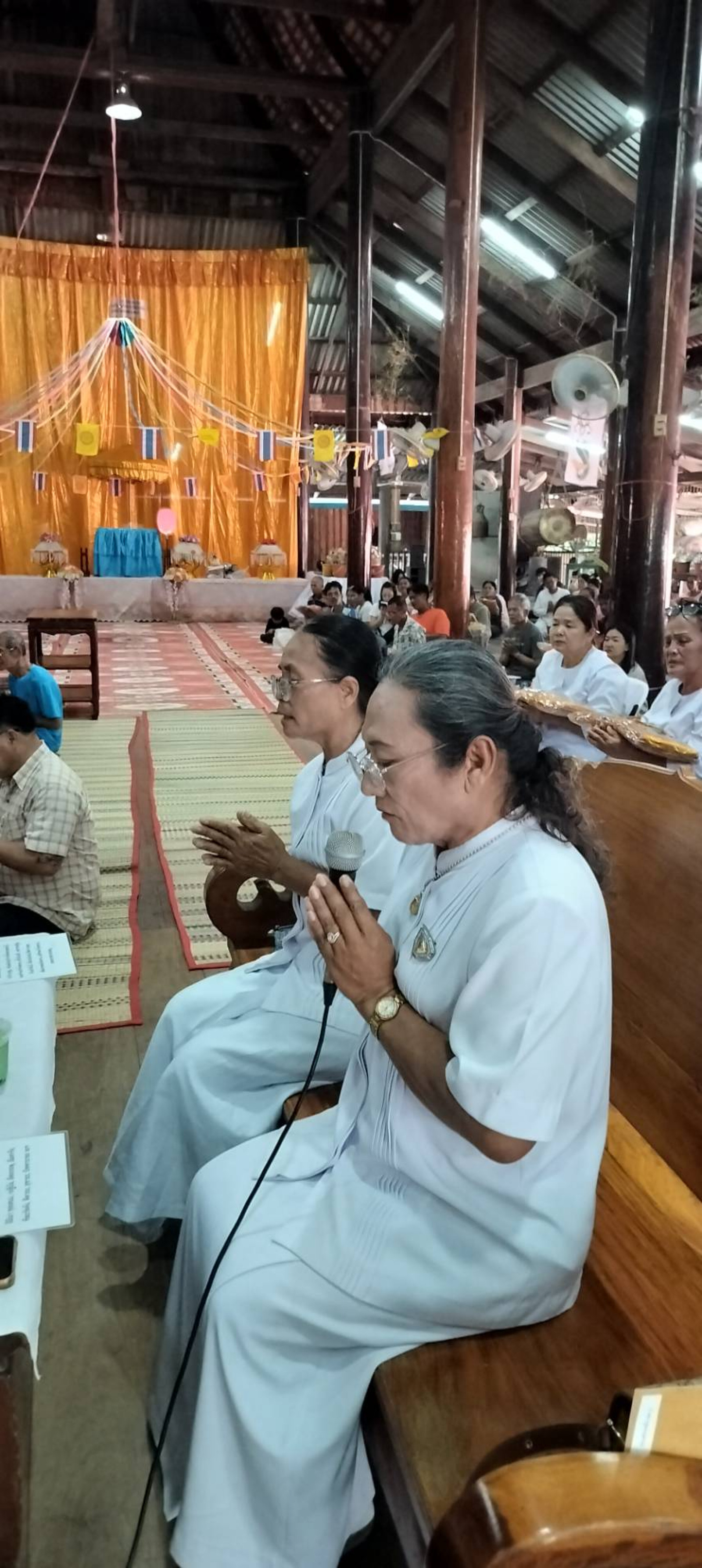 ภาพร่วมพิธีกรรมวัดกกเต็น