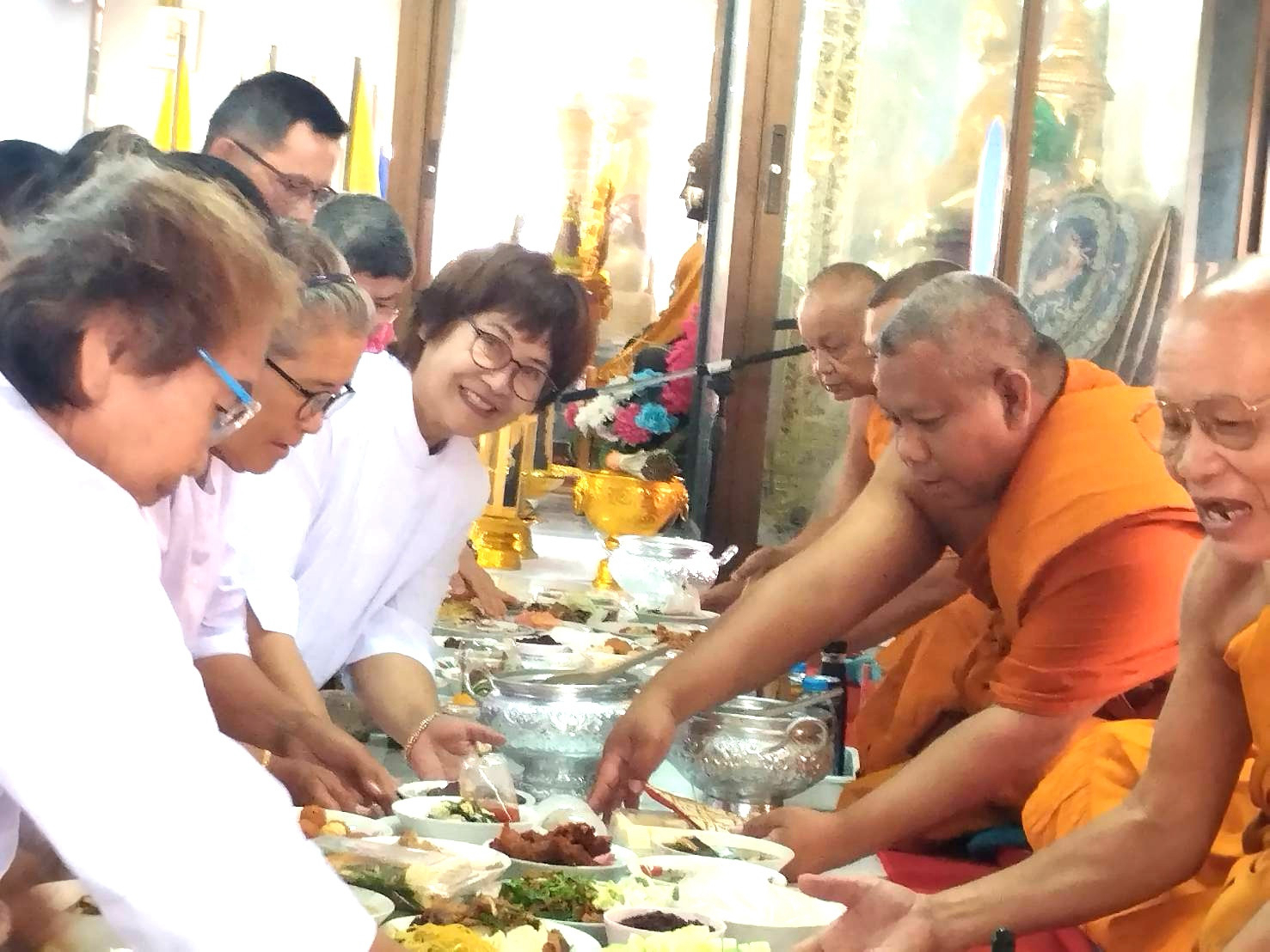 ภาพร่วมพิธีกรรมวัดหนองแขม