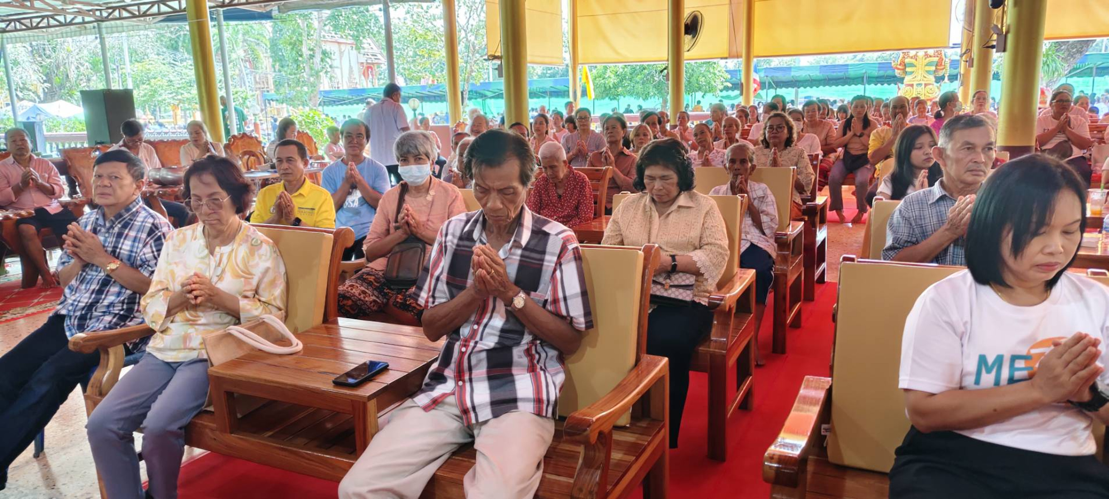 ภาพร่วมพิธีกรรมวัดวังเวียน