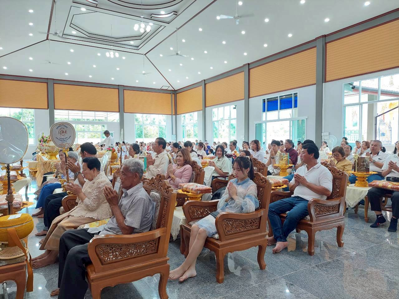 ภาพร่วมพิธีกรรมวัดห้องคูหา