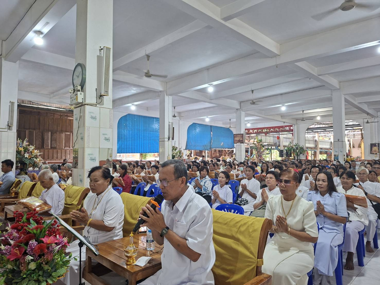 ภาพร่วมพิธีกรรมวัดวังหิน
