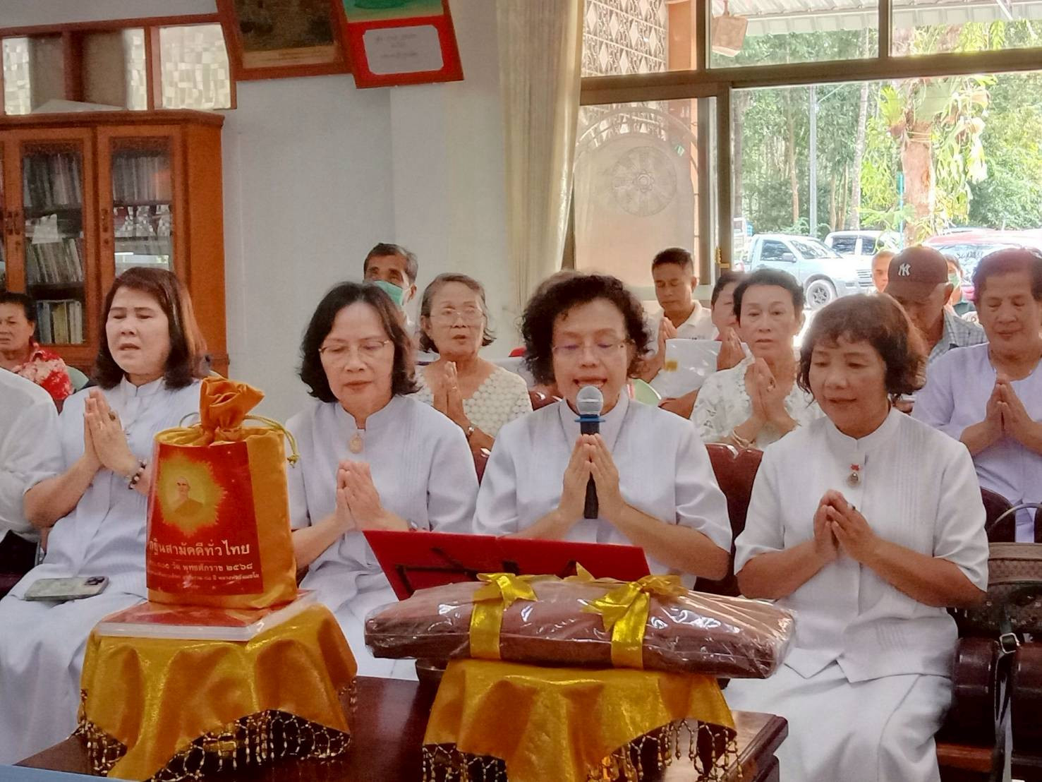 ภาพกล่าวคำถวายกฐินวัดดำรงธรรมาราม