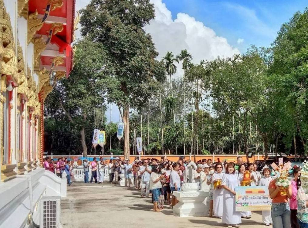 ภาพร่วมพิธีกรรมวัดดำรงธรรมาราม