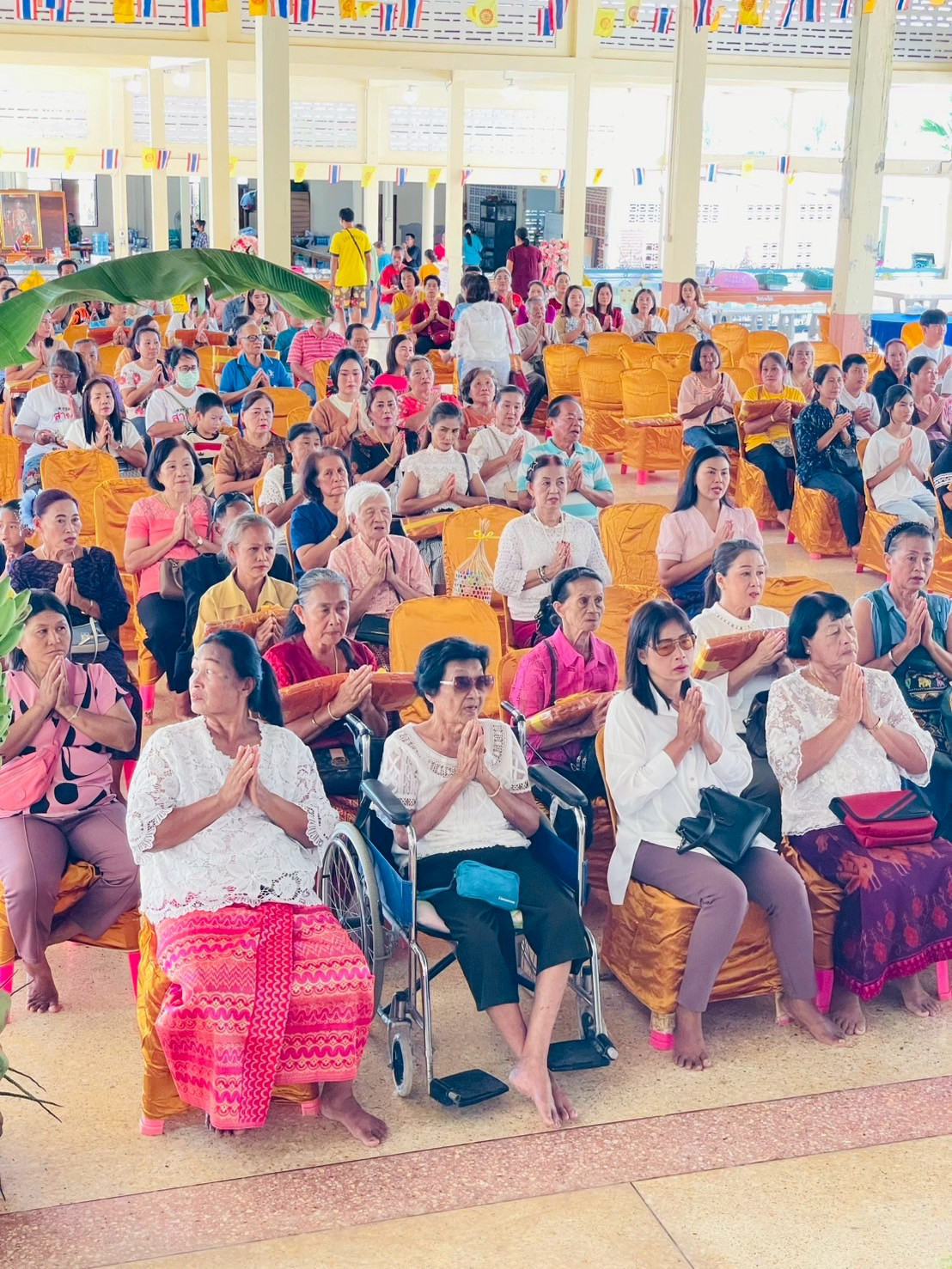 ภาพร่วมพิธีกรรมวัดสนามไชย