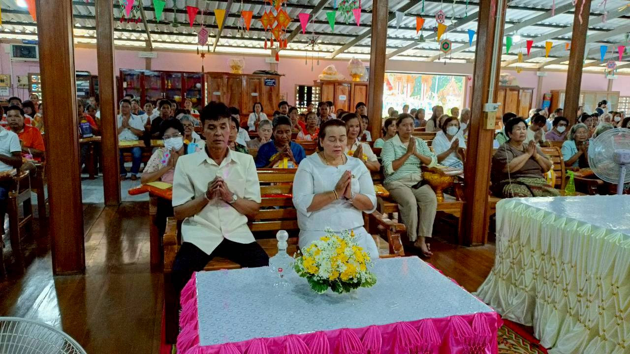 ภาพร่วมพิธีกรรมวัดทุ่งเพล
