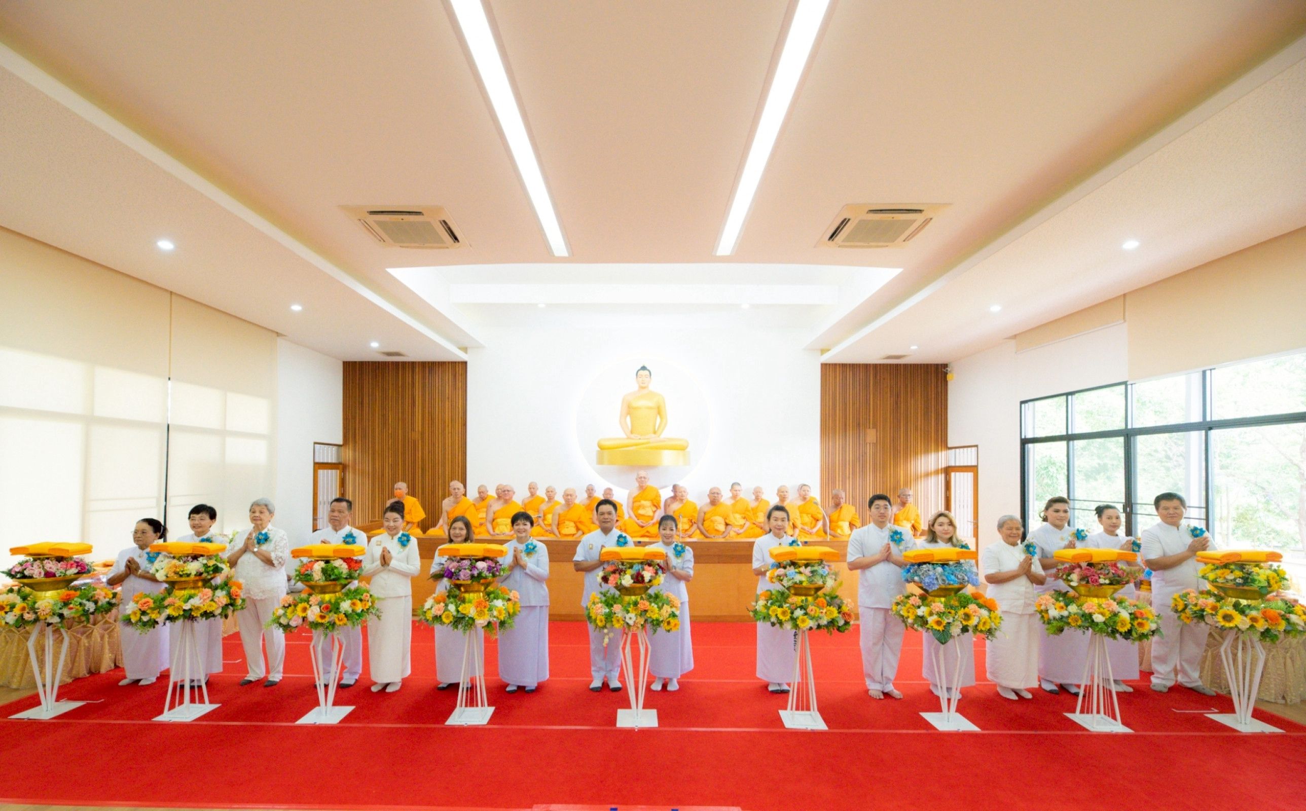 ภาพร่วมพิธีกรรมศูนย์ปฏิบัติธรรมจันทบุรี