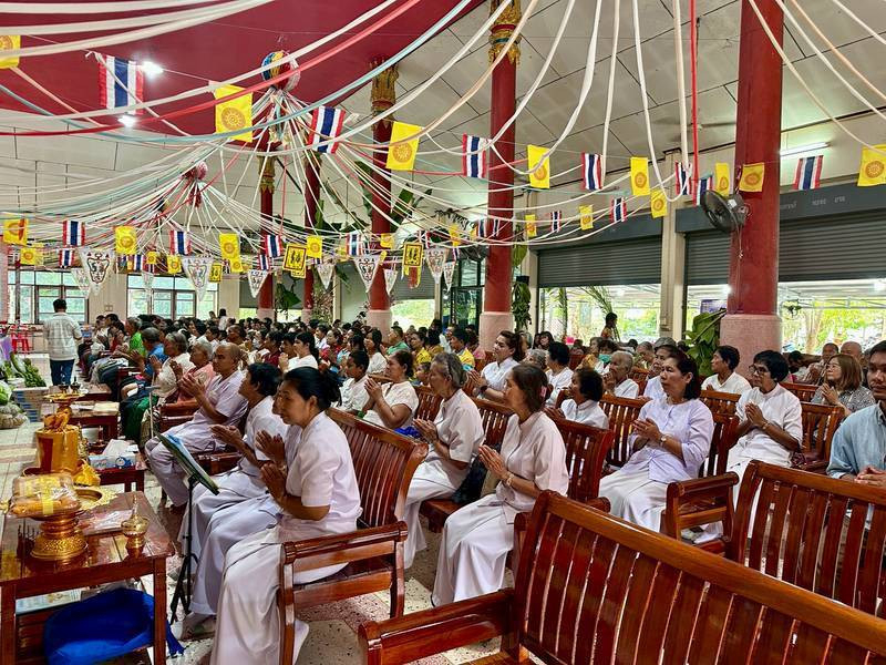 ภาพร่วมพิธีกรรมวัดท่าปก