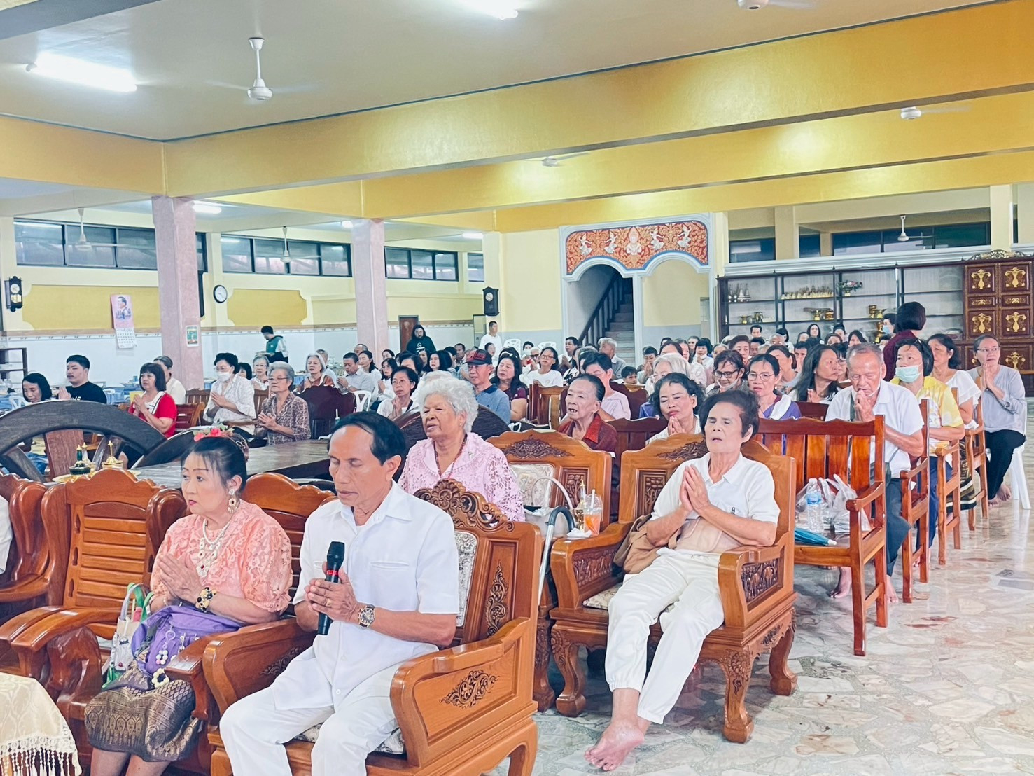 ภาพร่วมพิธีกรรมวัดสวนมะม่วง