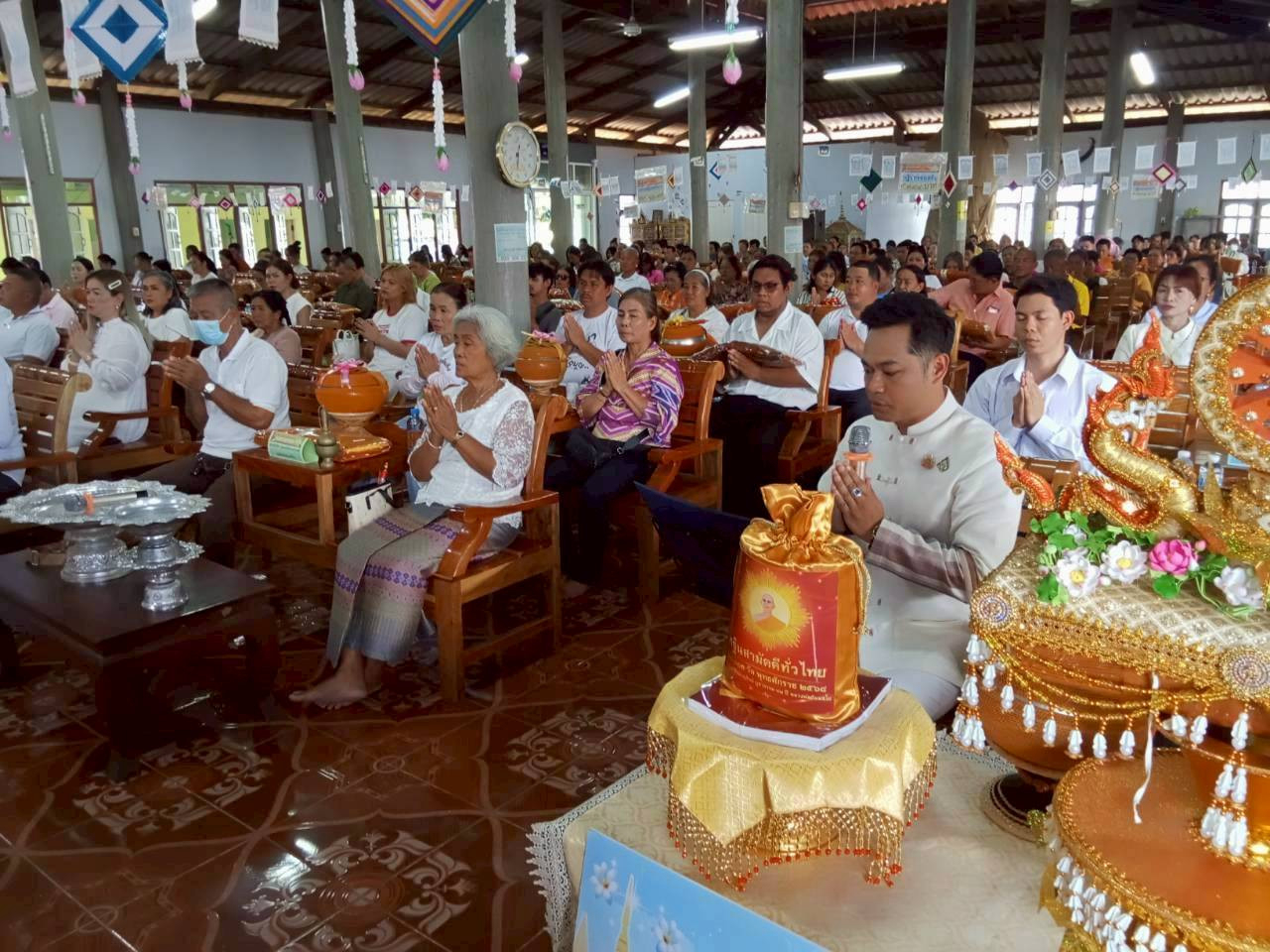 ภาพร่วมพิธีกรรมวัดบ้านตาเรือง