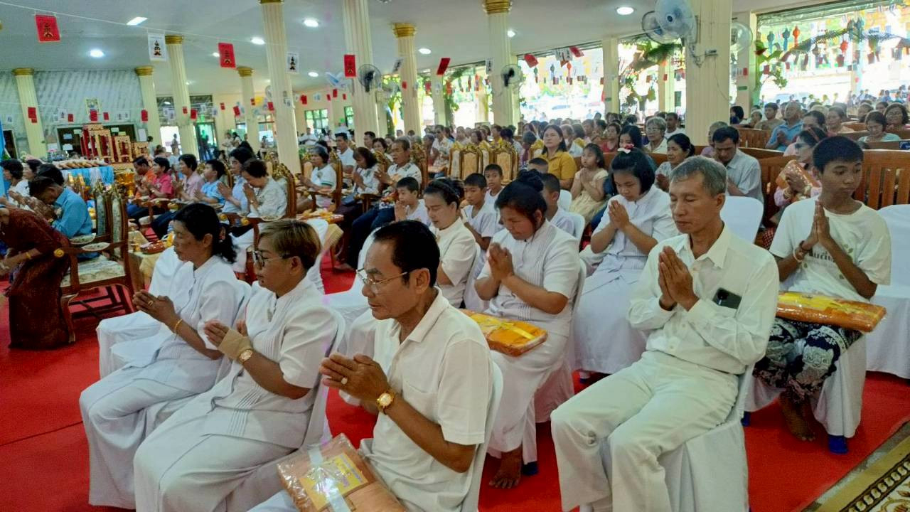 ภาพร่วมพิธีกรรมวัดทับนคร