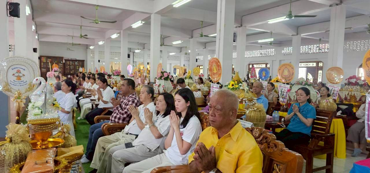 ภาพร่วมพิธีกรรมวัดเกาะตะเคียน