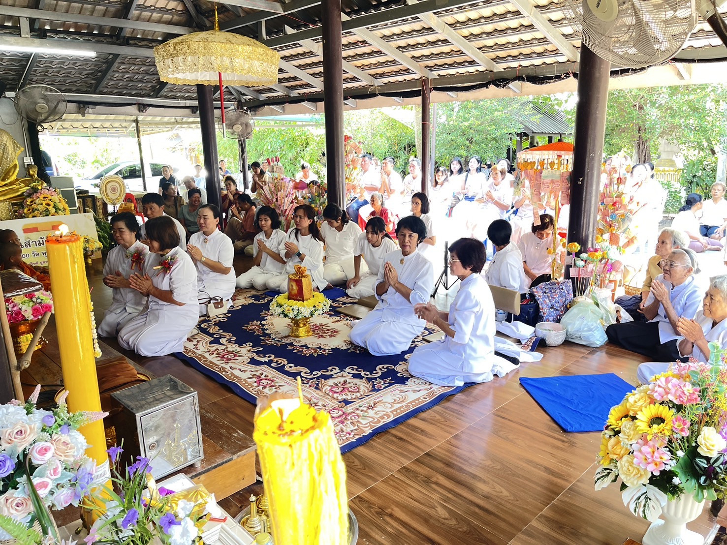 ภาพร่วมพิธีกรรมที่พักสงฆ์สวนป่าพุทธจักร