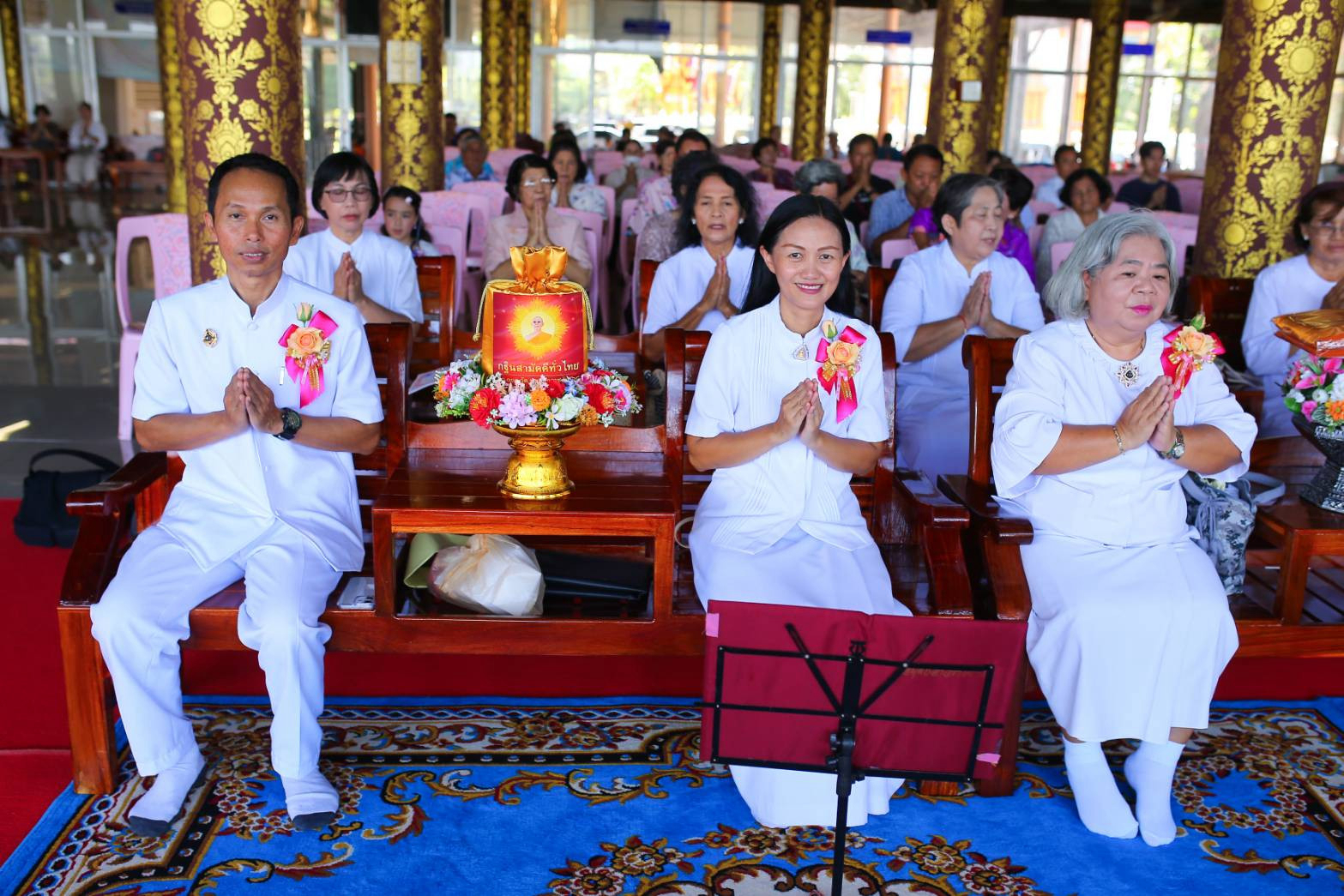 ภาพร่วมพิธีกรรมวัดบ้านกล้วย