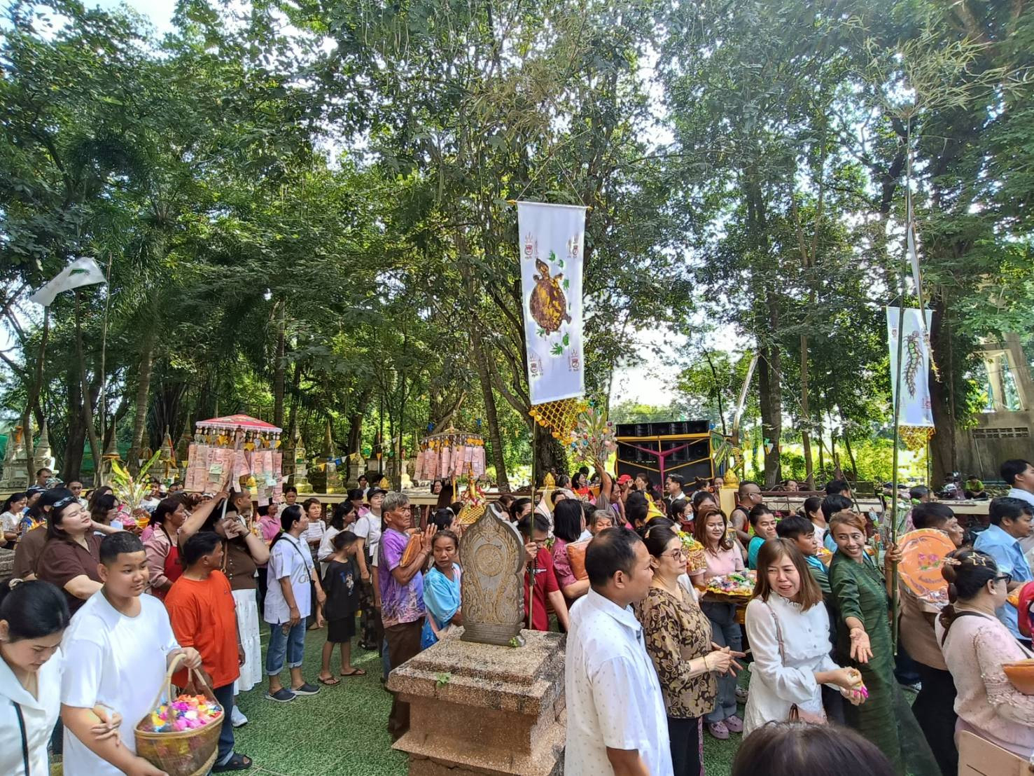 ภาพร่วมพิธีกรรมวัดทุ่งสะเดา