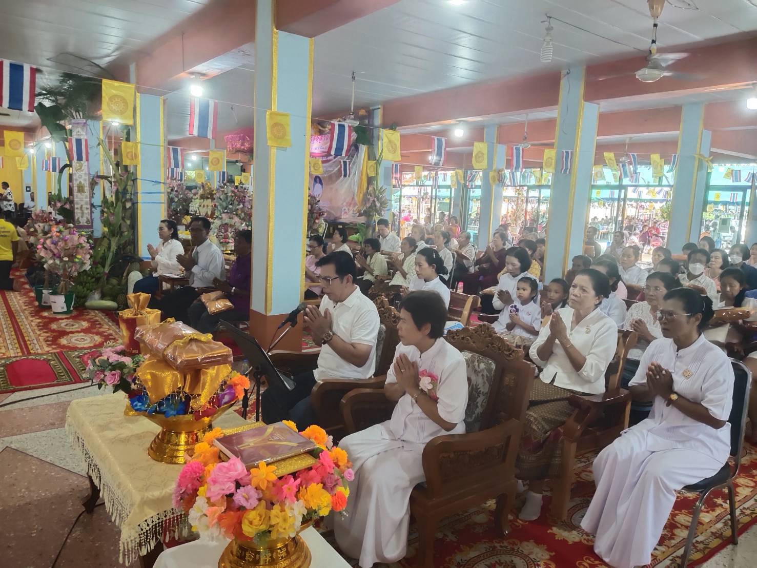 ภาพร่วมพิธีกรรมวัดบางปลานัก