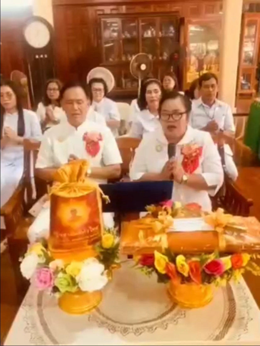 ภาพกล่าวคำถวายกฐินวัดนาเหล่าบก