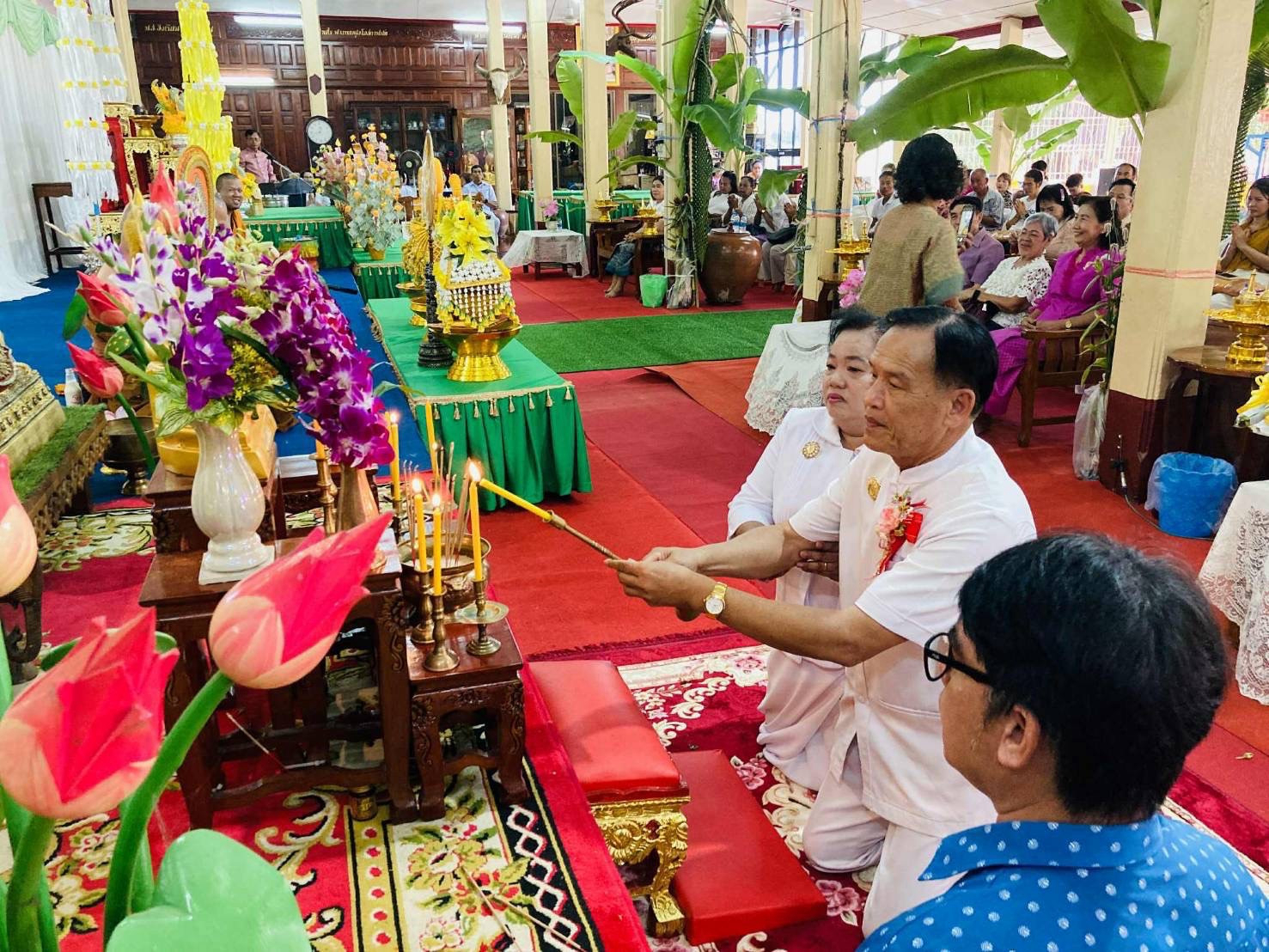 ภาพร่วมพิธีกรรมวัดนาเหล่าบก