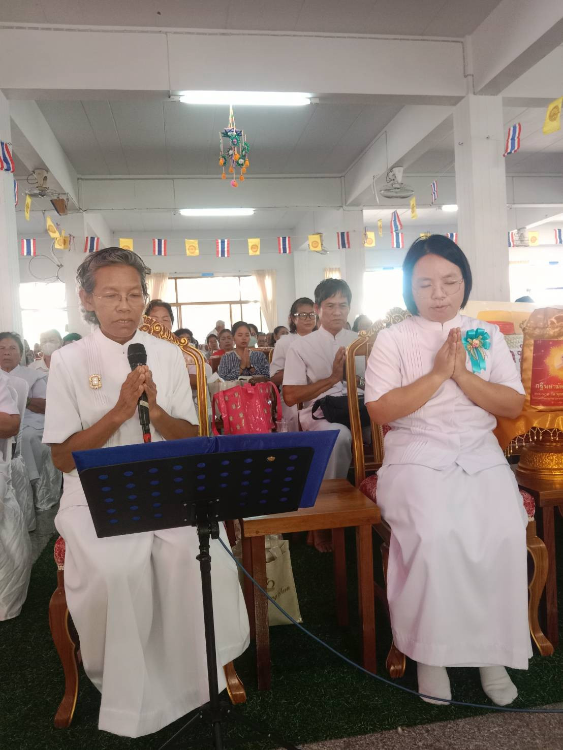 ภาพกล่าวคำถวายกฐินวัดไผ่ดำเจริญศุข