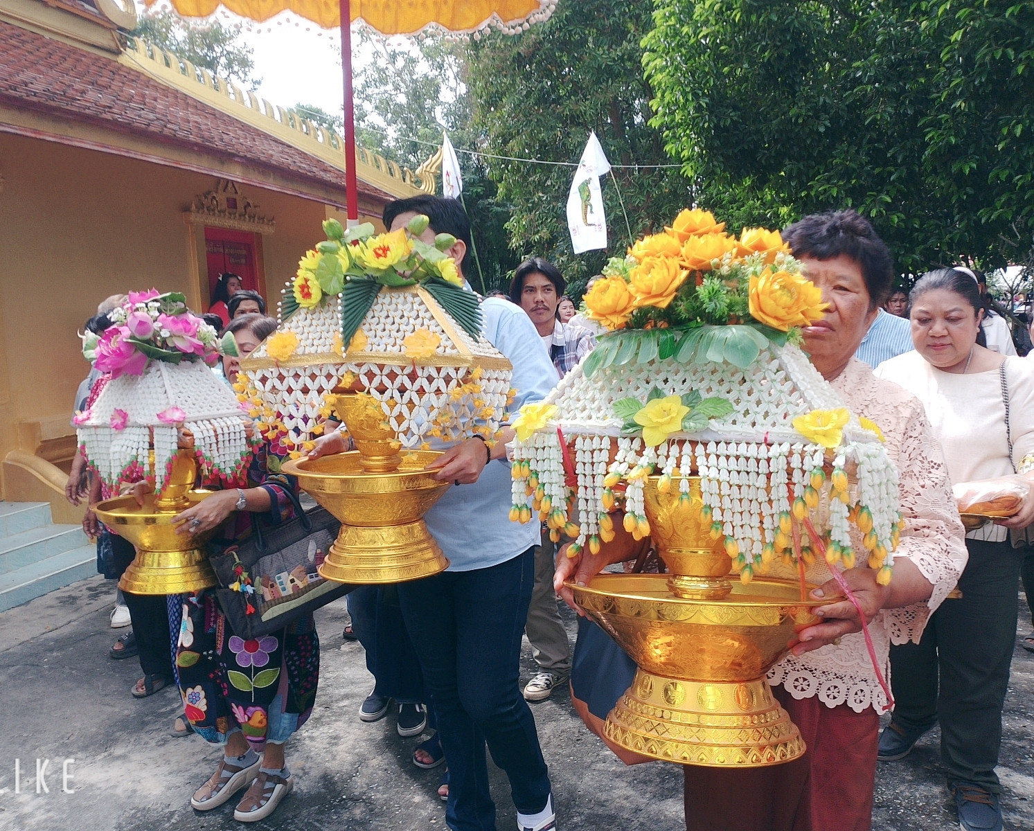 ภาพร่วมพิธีกรรมวัดแปลงยาว