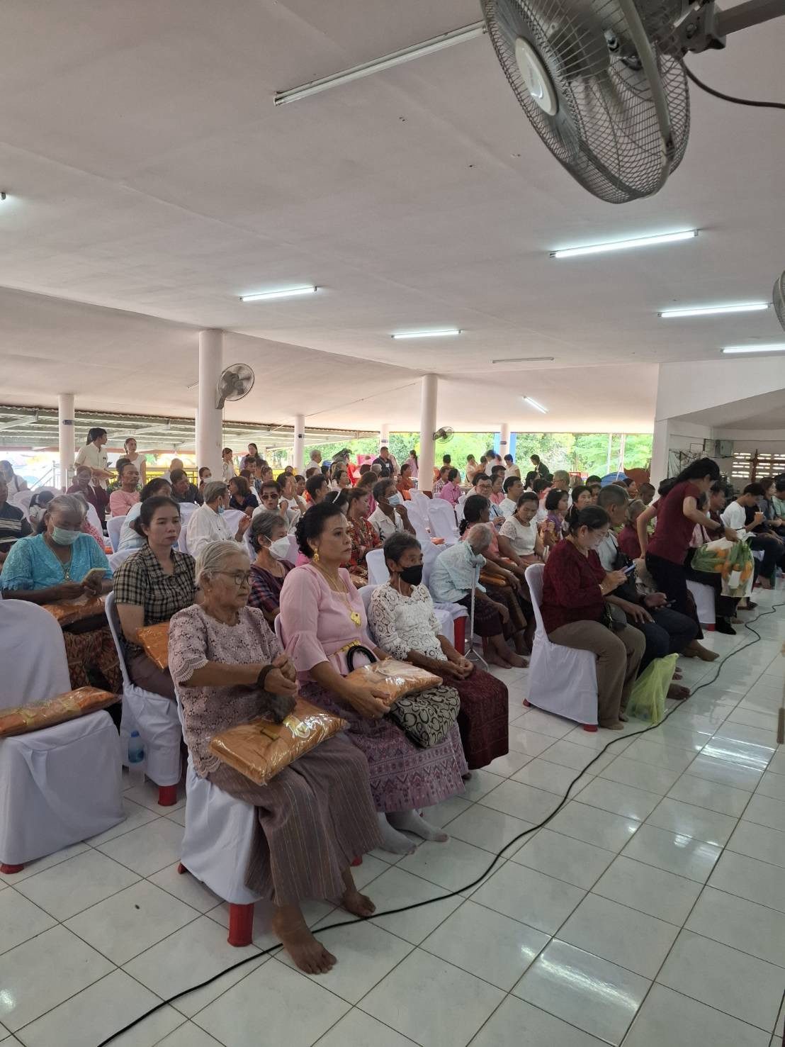 ภาพร่วมพิธีกรรมวัดบรรยงสุวรรณาราม