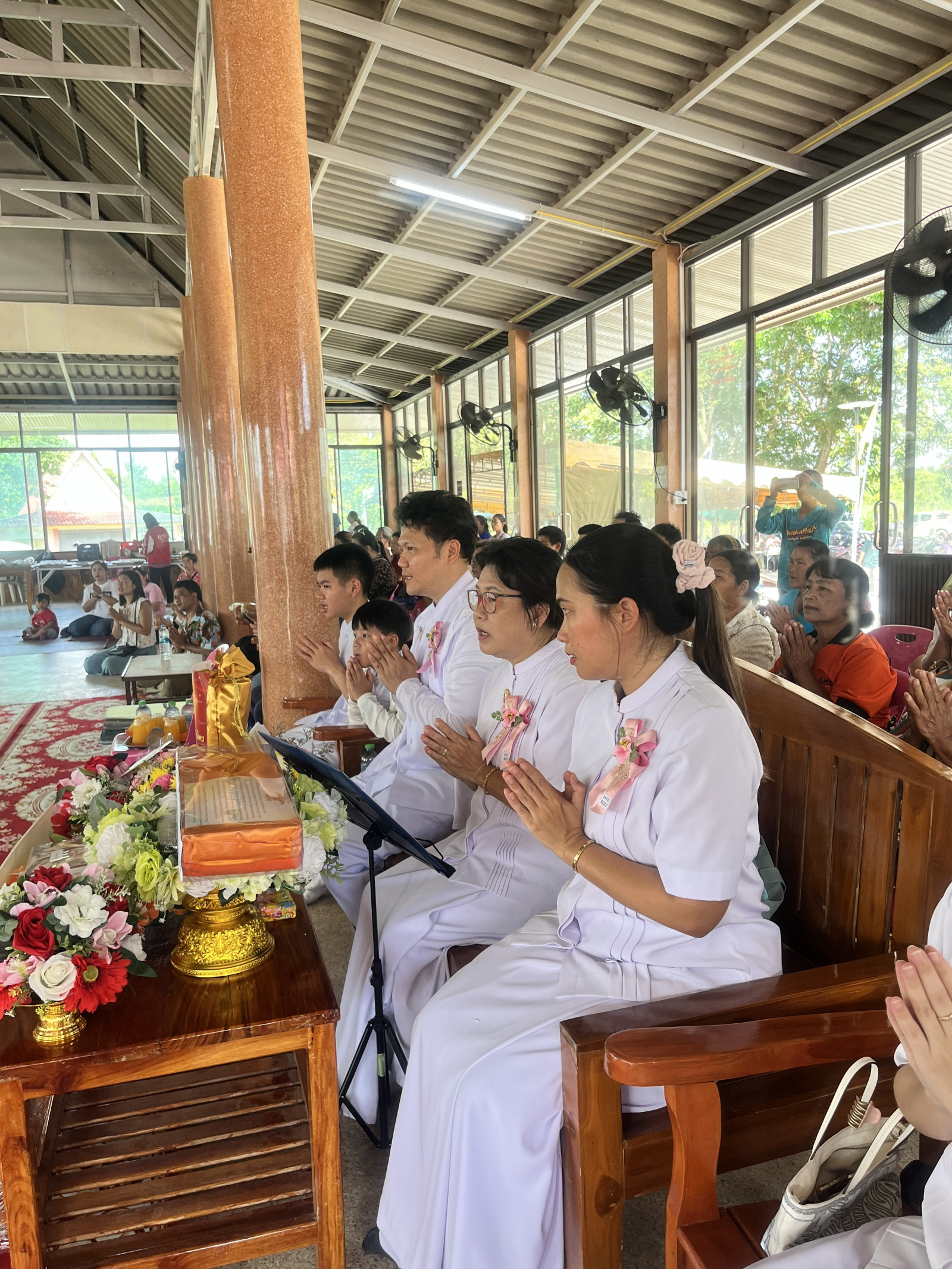 ภาพกล่าวคำถวายกฐินวัดคลองหนึ่ง