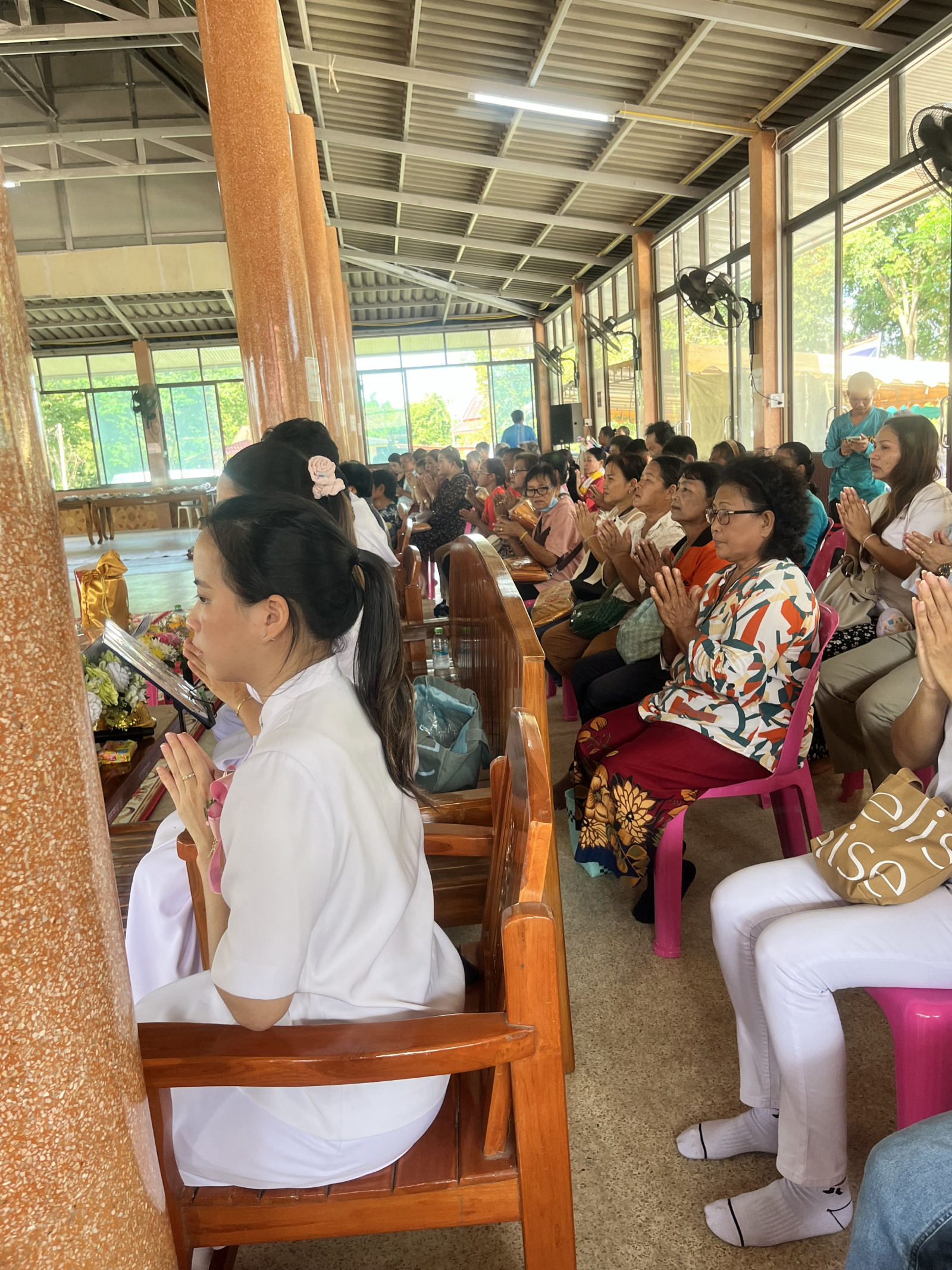 ภาพร่วมพิธีกรรมวัดคลองหนึ่ง