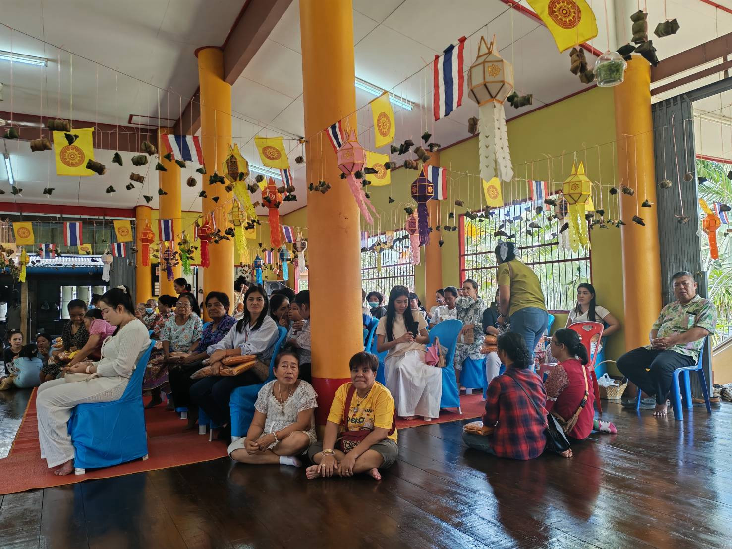 ภาพร่วมพิธีกรรมวัดหนองกระสังข์สามัคคี