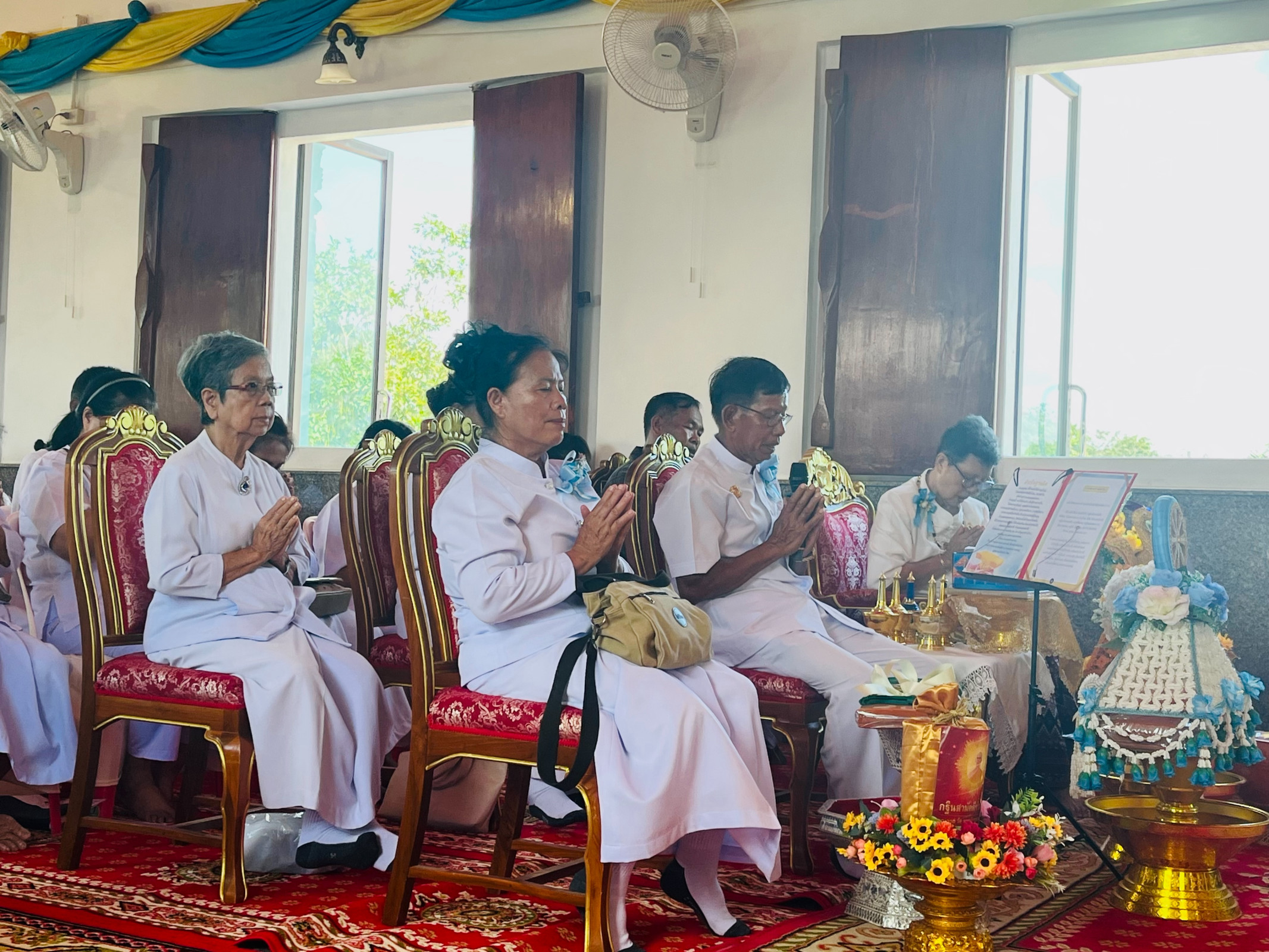 ภาพกล่าวคำถวายกฐินวัดเทพพนาราม