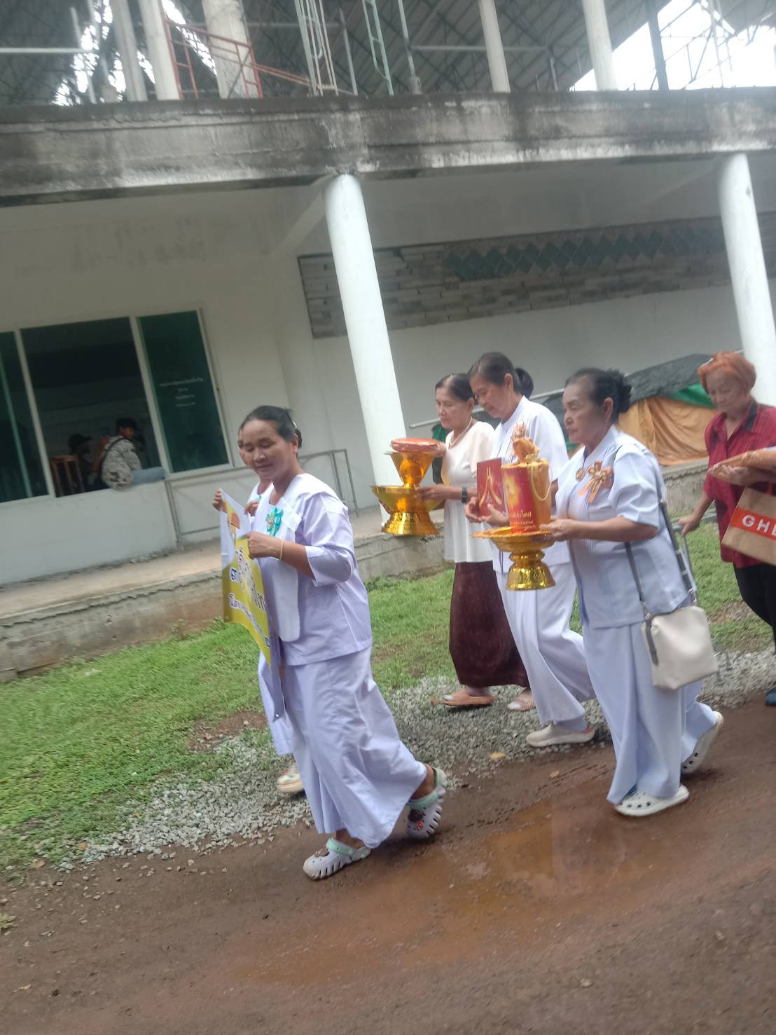 ภาพร่วมพิธีกรรมวัดอนันต์โชติการาม