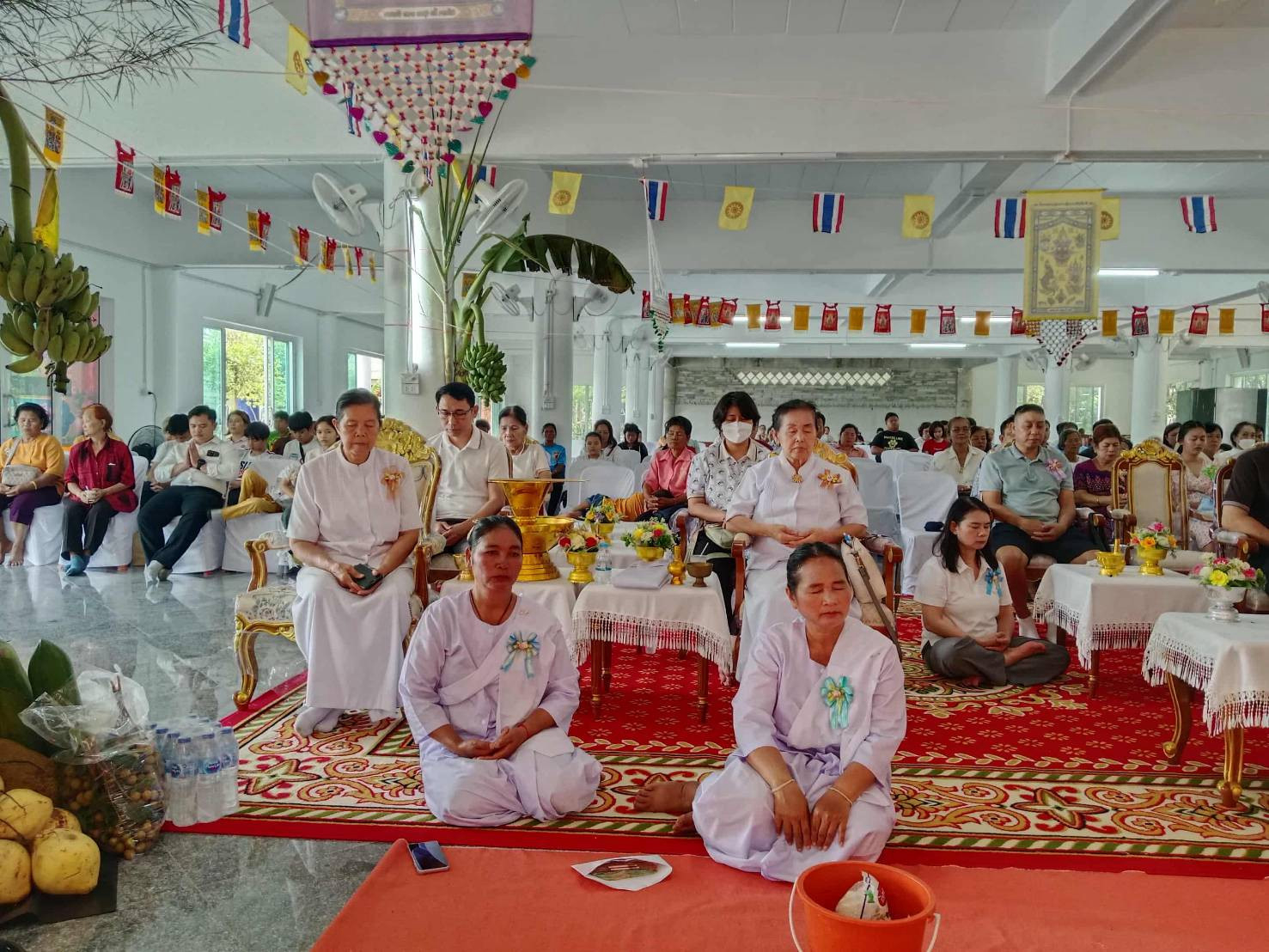 ภาพร่วมพิธีกรรมวัดอนันต์โชติการาม