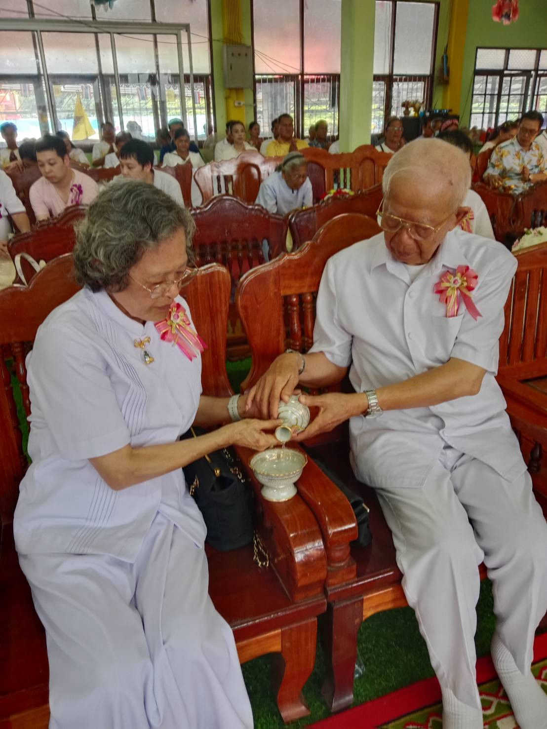 ภาพร่วมพิธีกรรมวัดแหลมไผ่ศรี