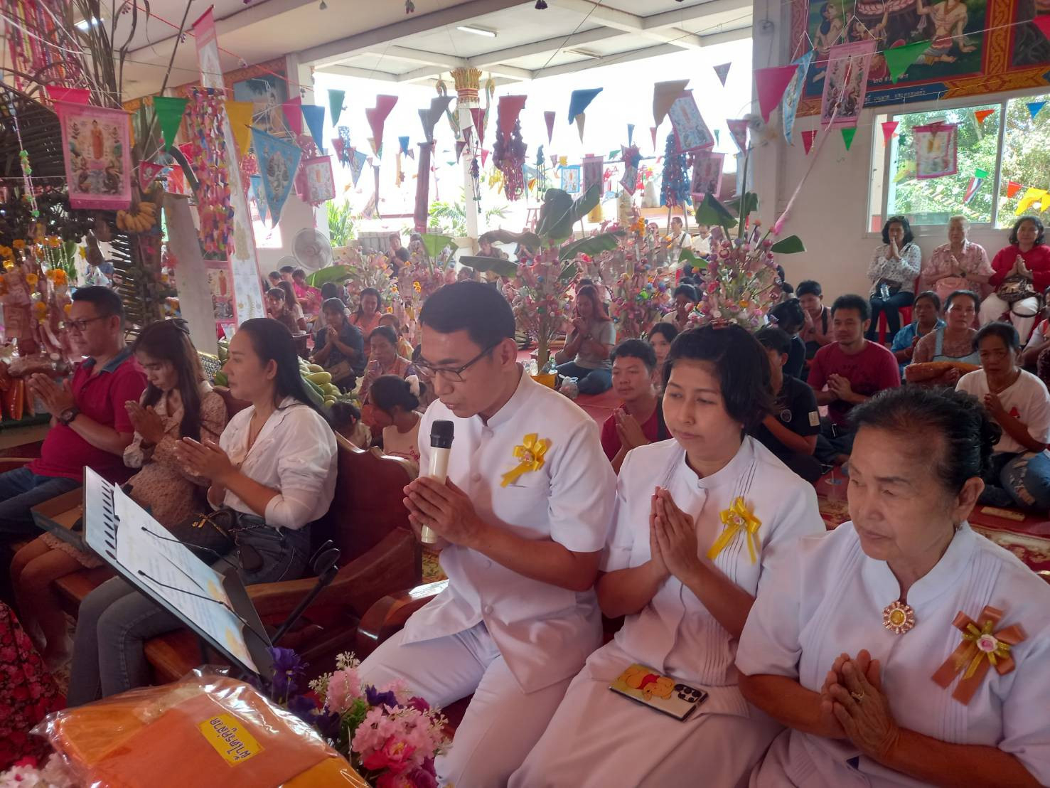 ภาพกล่าวคำถวายกฐินวัดคลองตะเคียน