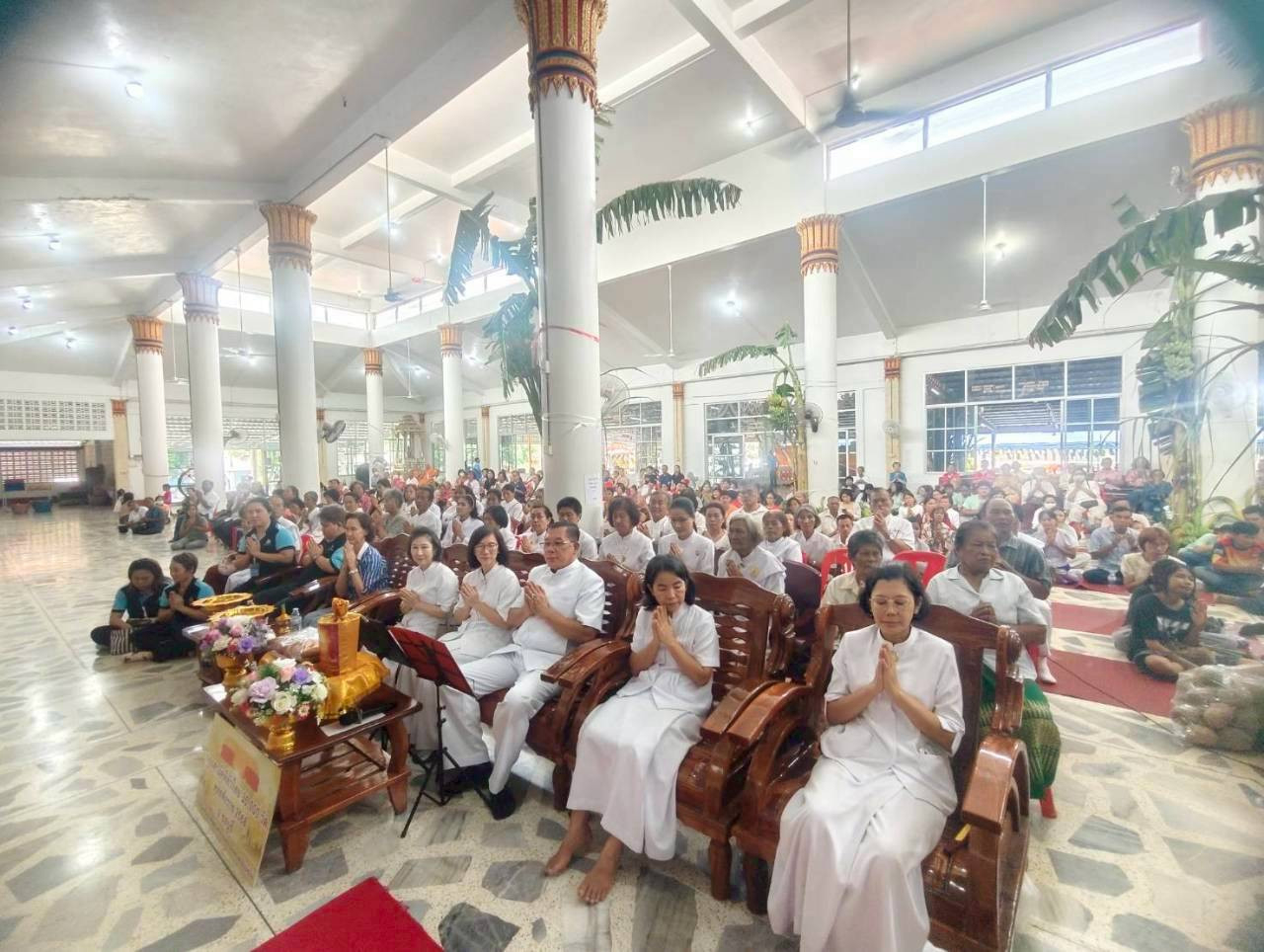 ภาพร่วมพิธีกรรมวัดหนองเสม็ดสันติธรรมาราม