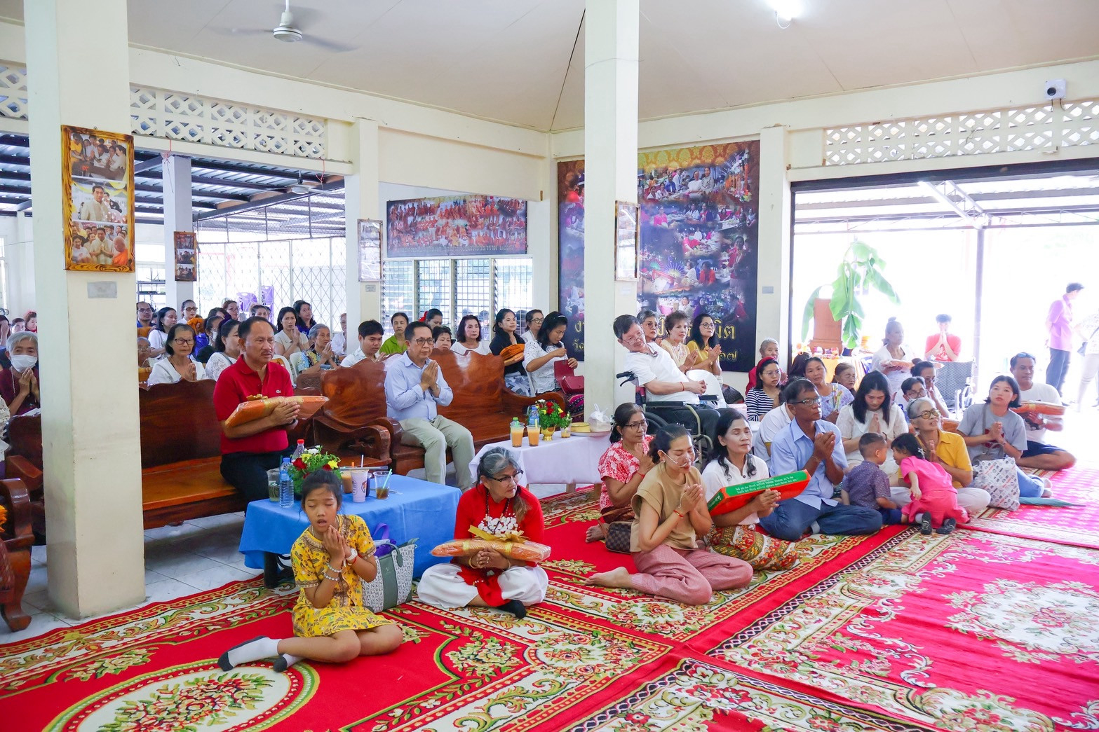 ภาพร่วมพิธีกรรมวัดเขาน้ำซับสิทธิวนาราม