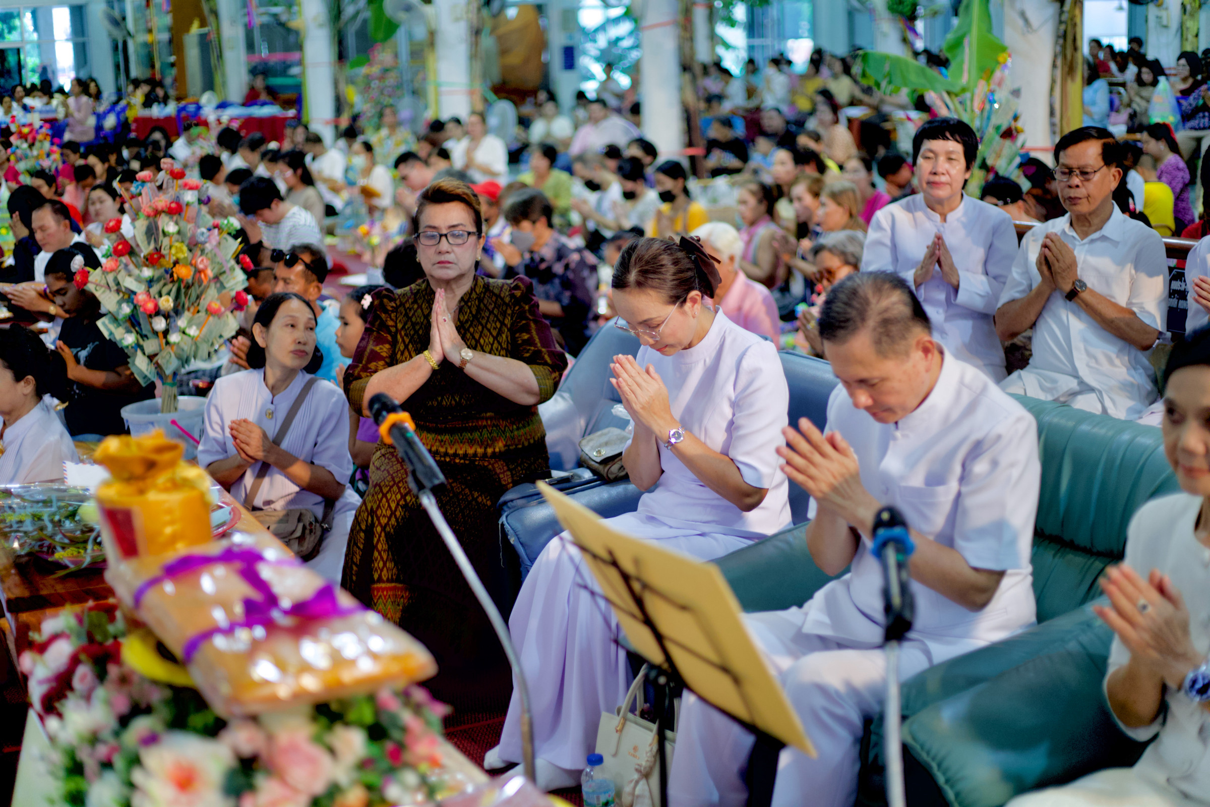 ภาพร่วมพิธีกรรมวัดหนองคล้า