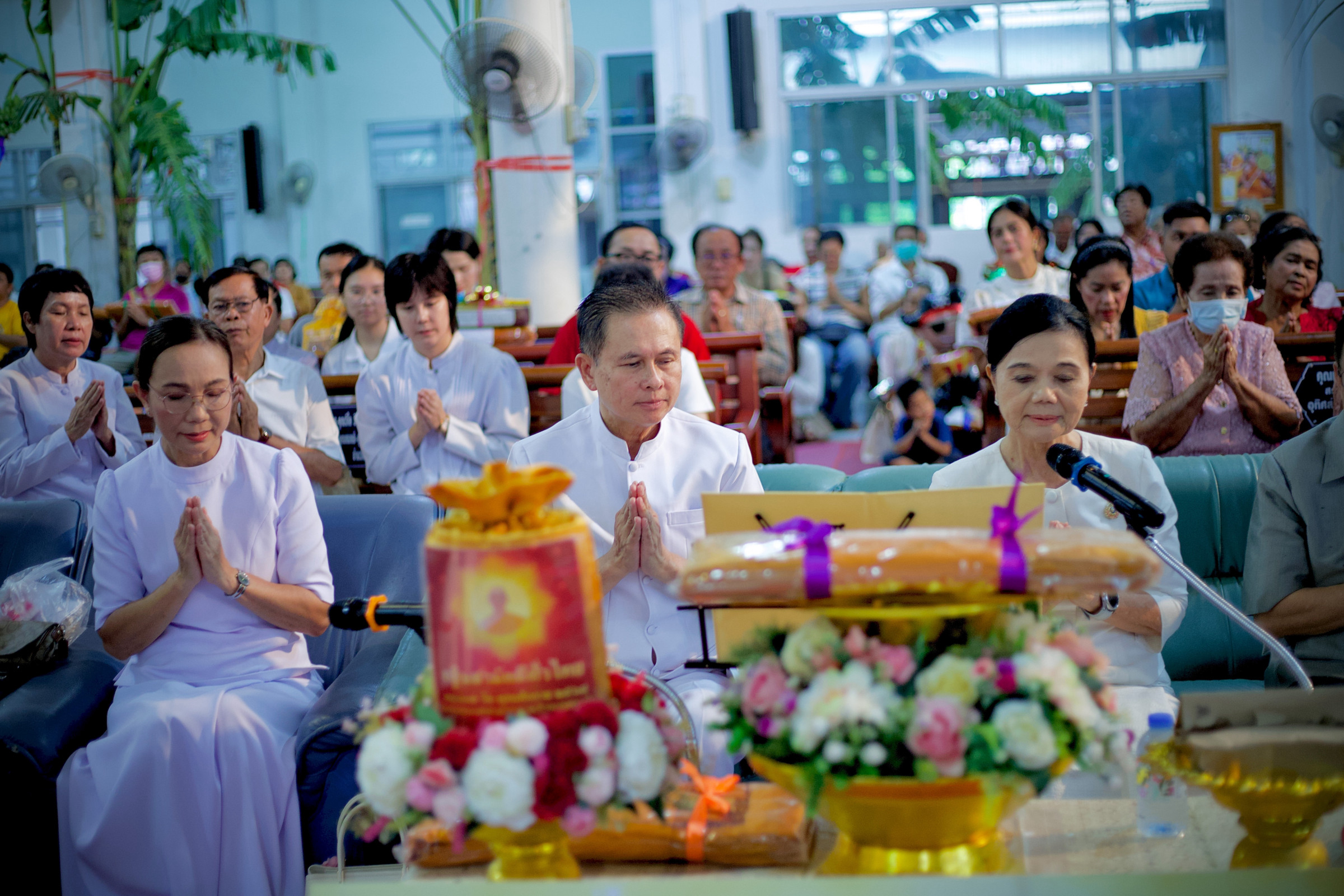 ภาพร่วมพิธีกรรมวัดหนองคล้า