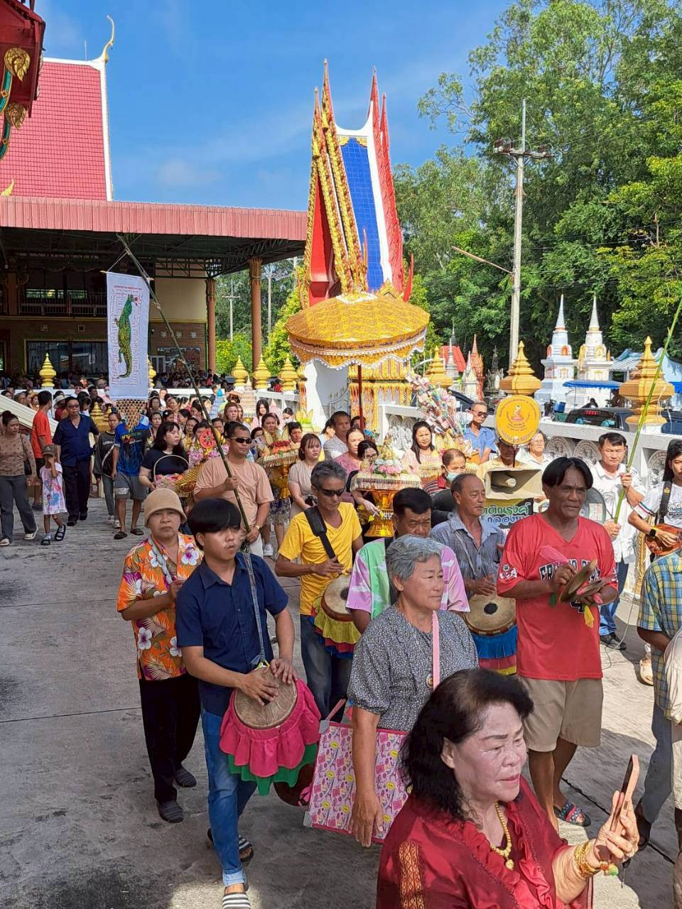 ภาพร่วมพิธีกรรมวัดหนองม่วงเก่า