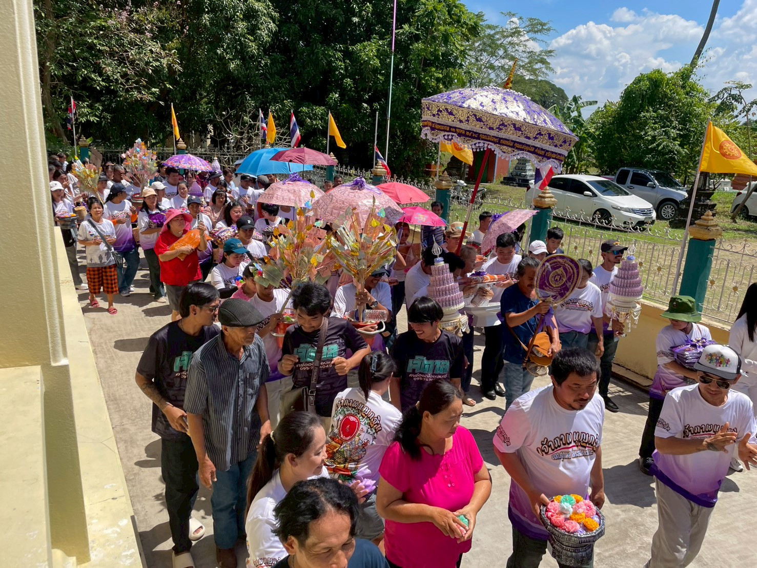 ภาพร่วมพิธีกรรมวัดอัมพวนาราม