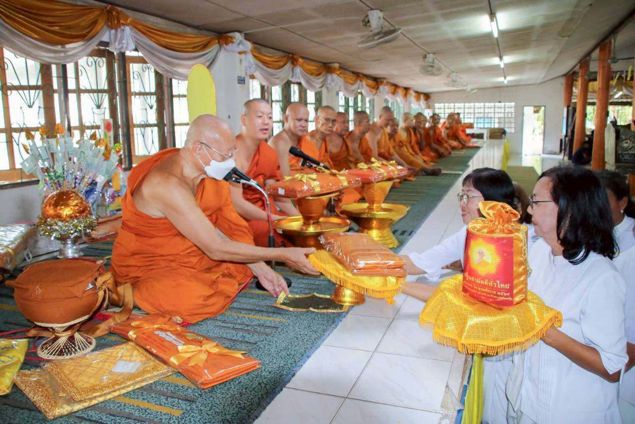 ภาพร่วมพิธีกรรมวัดหนองใหญ่ศิริธรรม