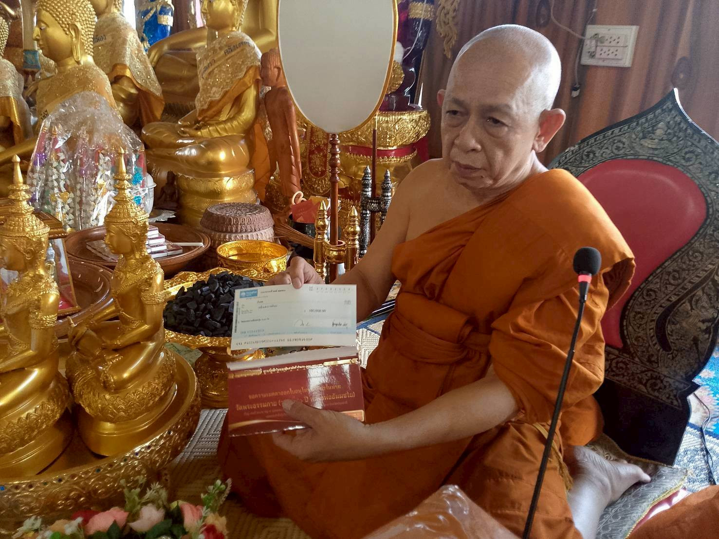 ภาพร่วมพิธีกรรมวัดปชานาถ