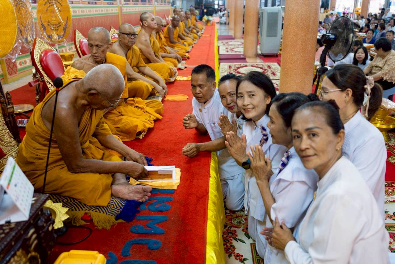 ภาพร่วมพิธีกรรมวัดประชุมคงคา