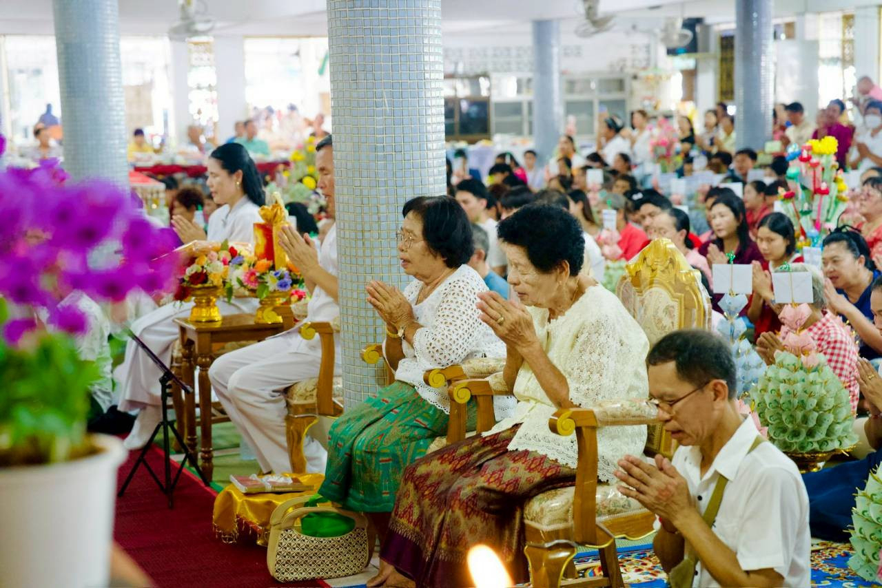 ภาพร่วมพิธีกรรมวัดศรีธรรมาราม